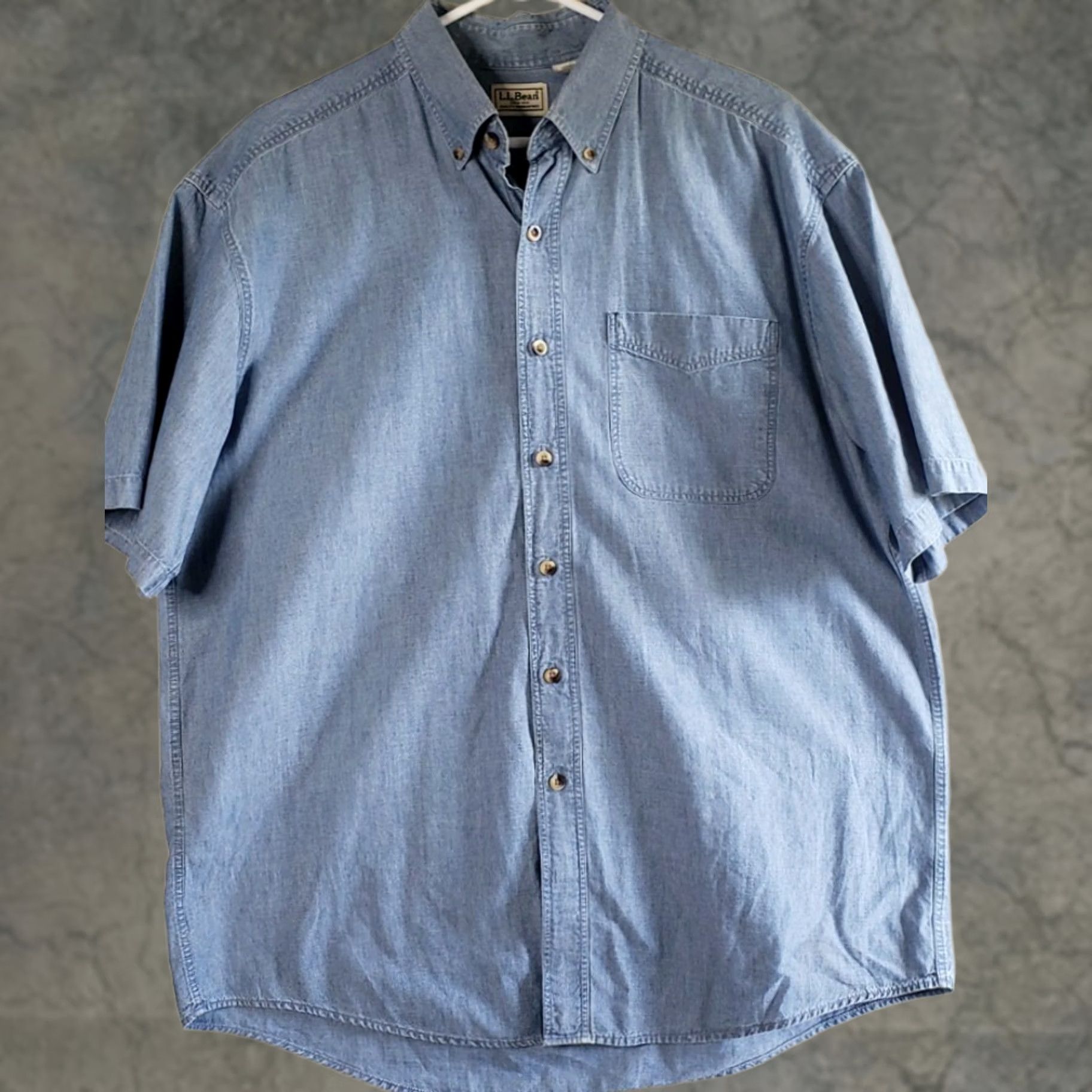 Vintage LL Bean Denim Short Sleeve Button Down Shirt Men Large Regular Blue Cotton Denim Button-Up Shirt Men's Large Regular Blue Size US L / EU 52-54 / 3 - 1 Thumbnail