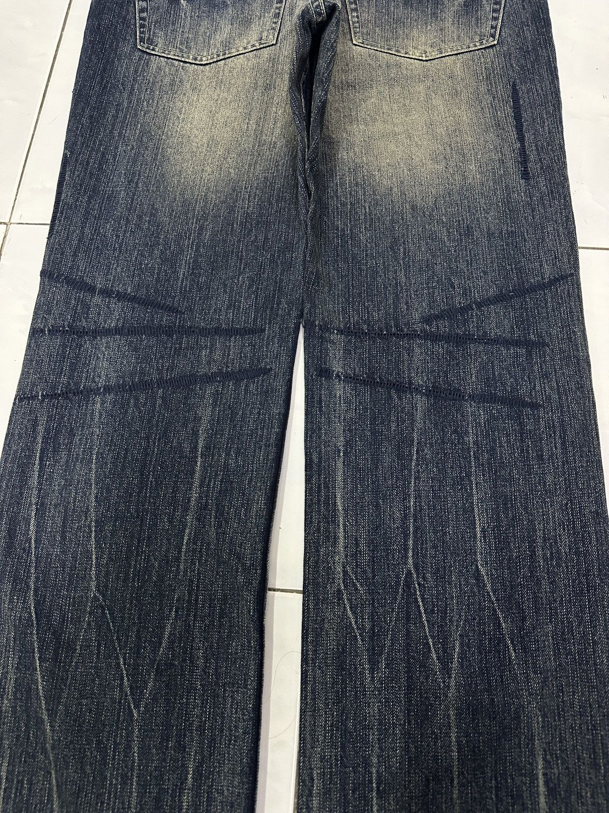 Designer × Japanese Brand × Takeo Kikuchi Vintage Japanese TAKEO KIKUCHI Faded Wash Jeans Size US 32 / EU 48 - 8 Thumbnail