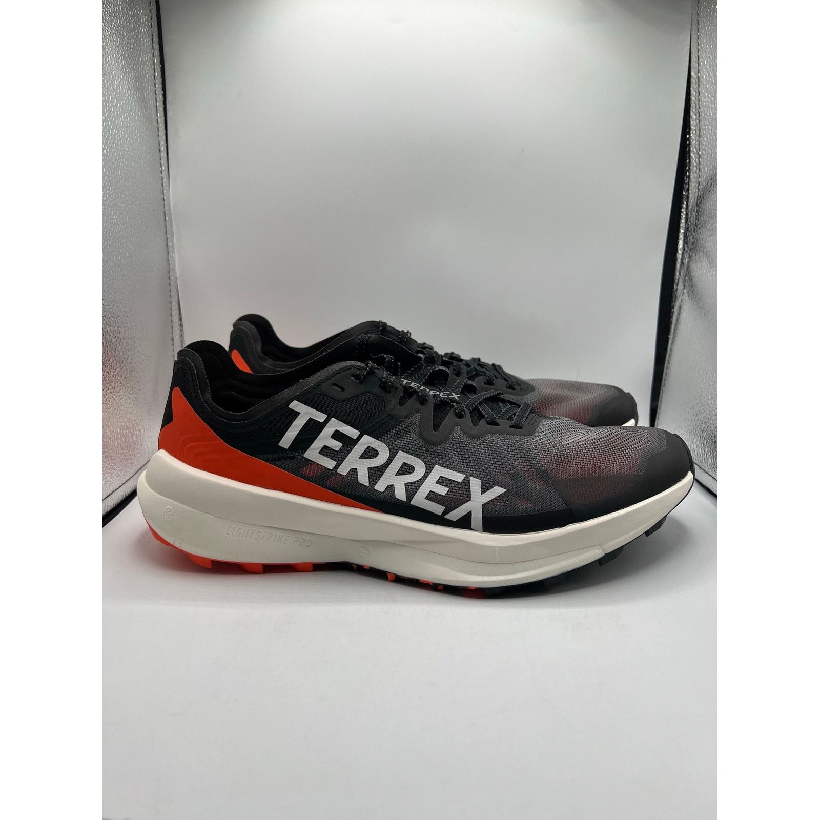 Adidas Adidas Terrex Agravic Speed “Black Impact Orange” size 10.5 Size US 10.5 / EU 43-44 - 3 Thumbnail