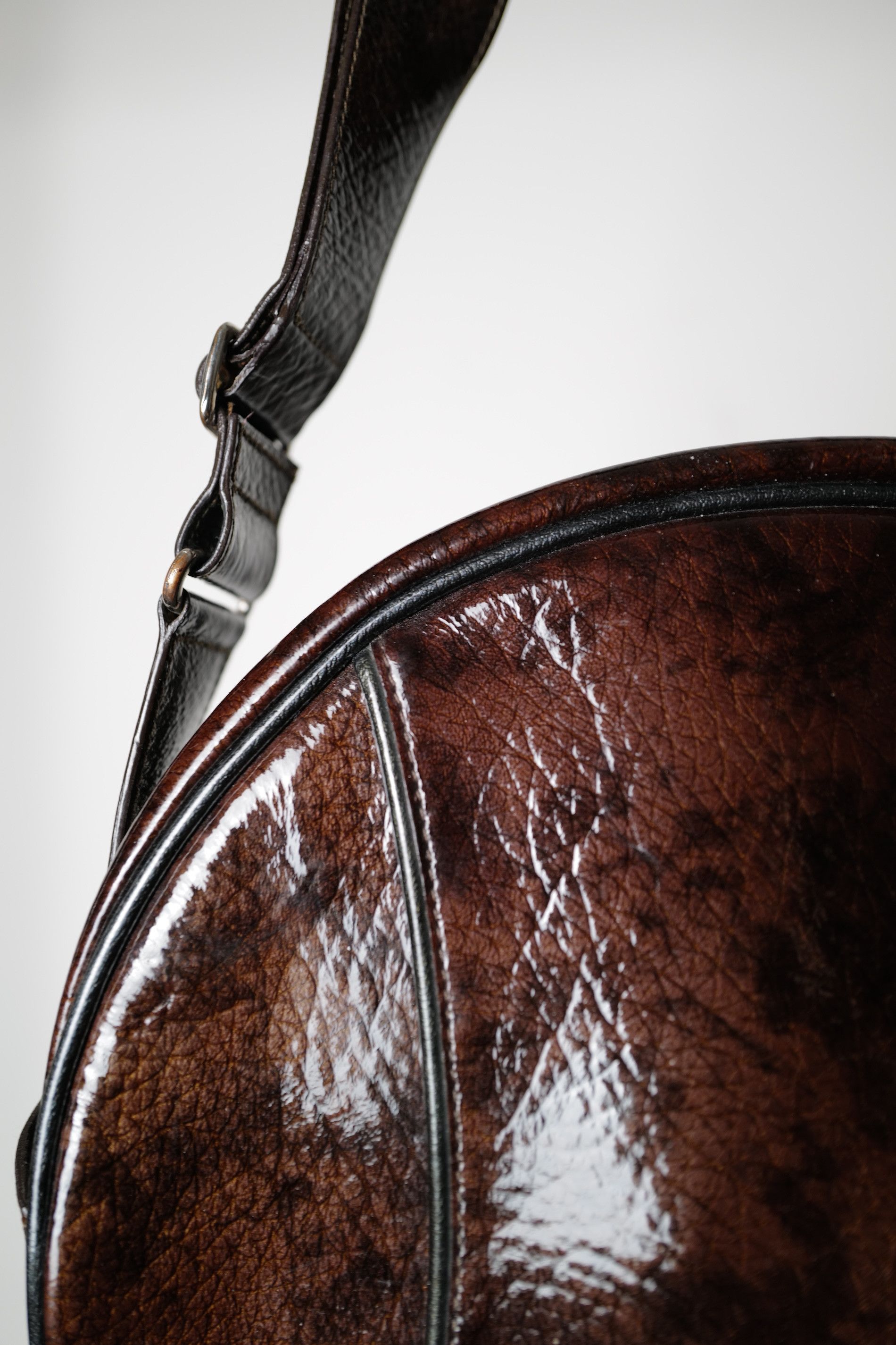 Y-3 Y-3 ROUND LEATHER BAG RARE Size ONE SIZE - 21 Thumbnail