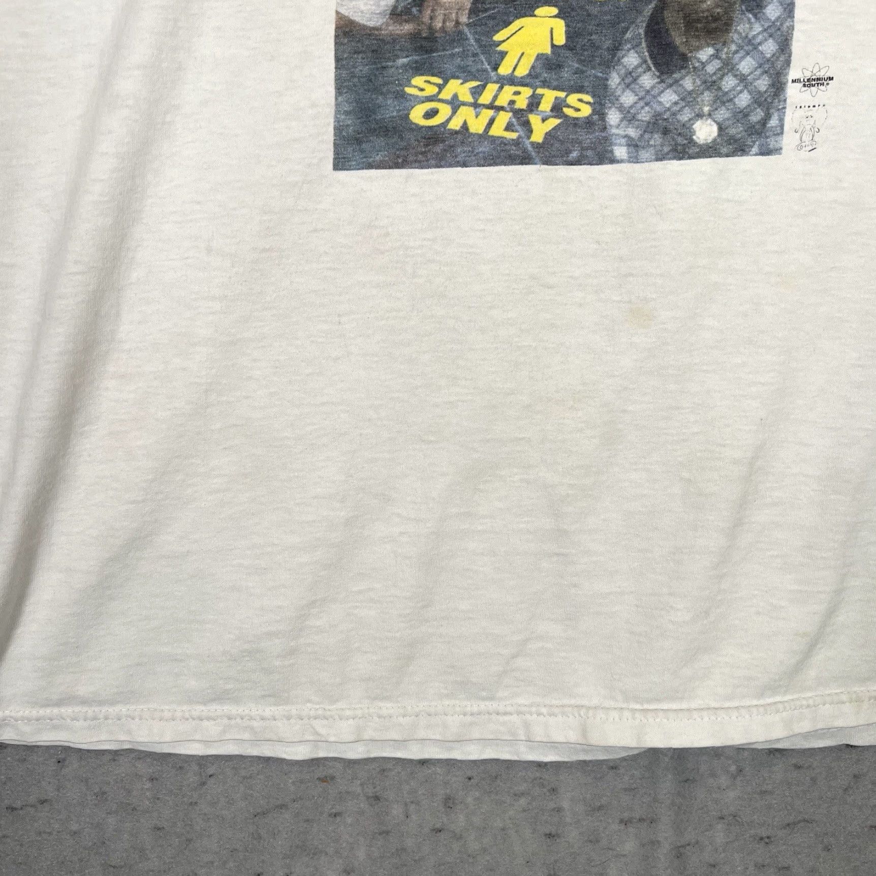Fruit Of The Loom VINTAGE A1 21st Century Players V12 Bus Skirts Only T Shirt Adult XL Rap Tee Men Shirt Size US XL / EU 56 / 4 - 7 Thumbnail