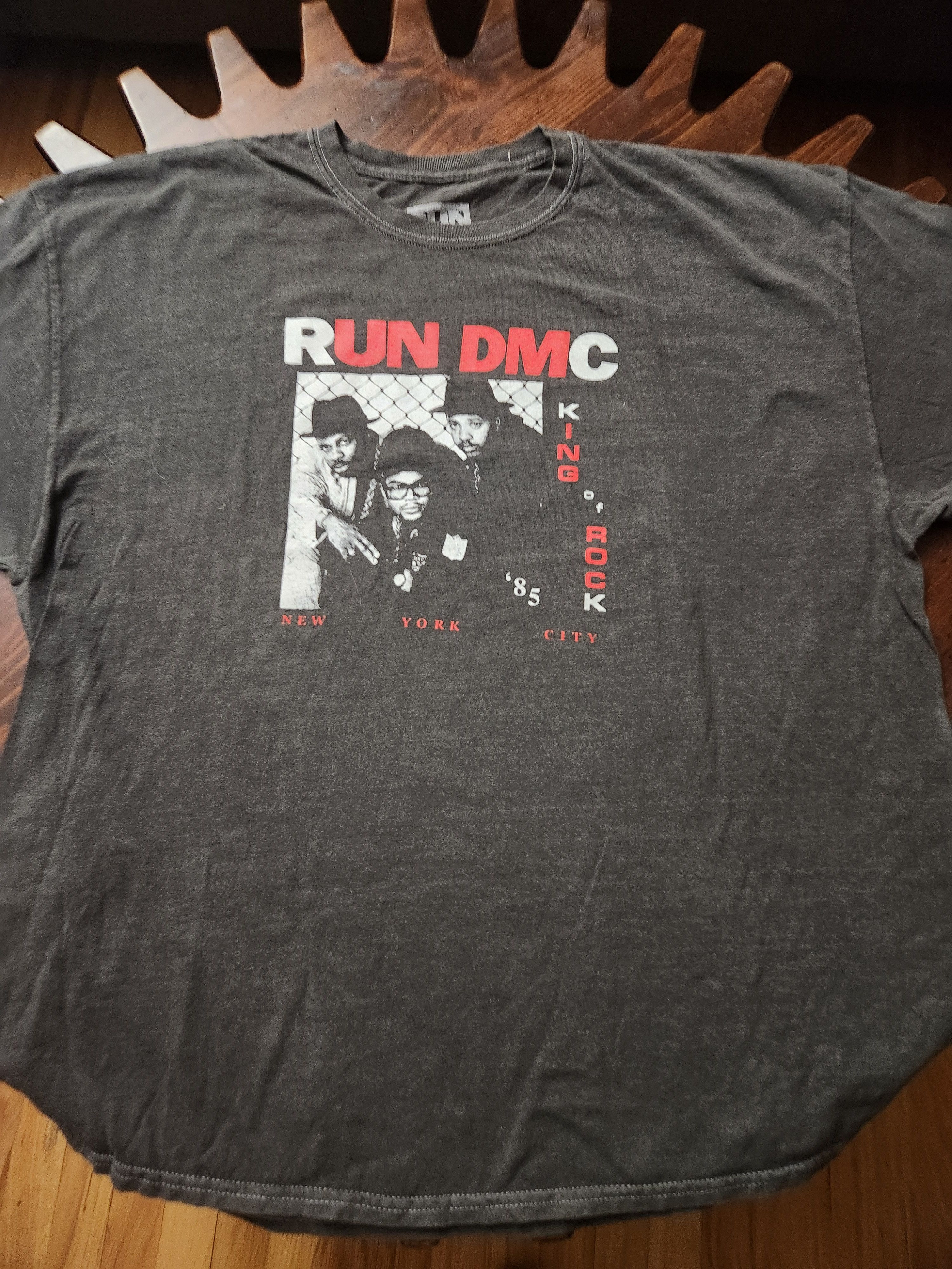 RUN DMC RUN DMC "Kings of Rock" - Grey. Size US XXL / EU 58 / 5 - 2 Thumbnail