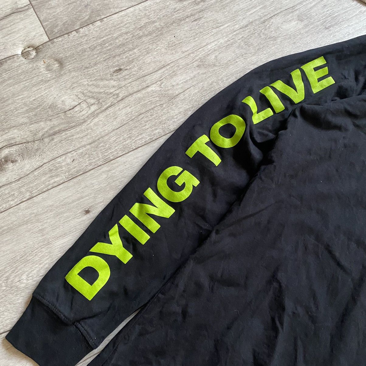 Band Tees BRING ME THE HORIZON Y2K LIVING TO DIE CRAZY PRINT LONG TEE Size US M / EU 48-50 / 2 - 4 Thumbnail