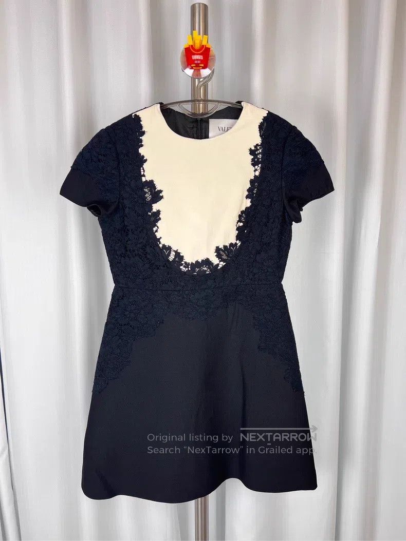 Other Valentino Design a little black dress Size M / US 6-8 / IT 42-44 - 1 Thumbnail