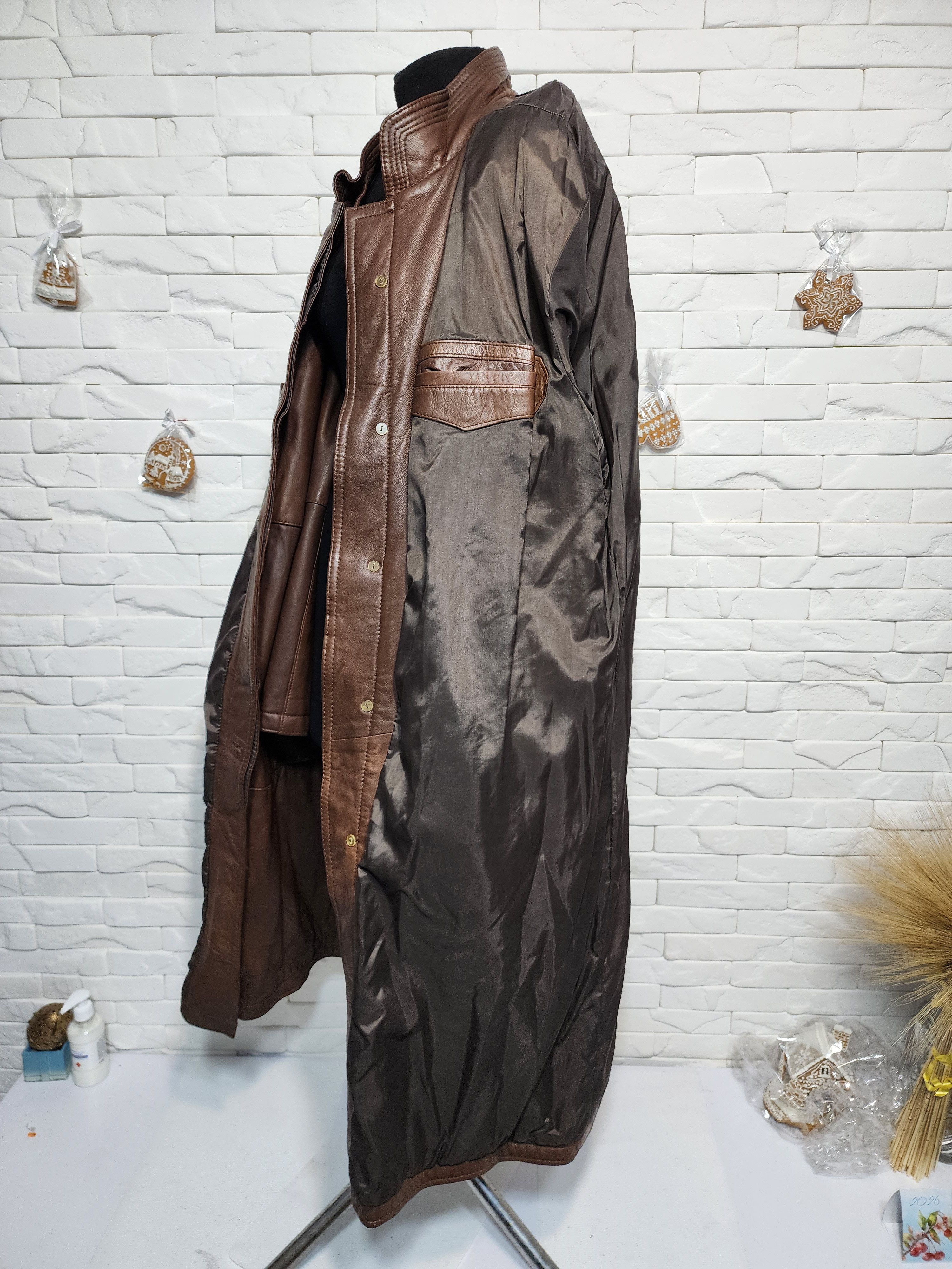 Uniqlo Brown Genuine Leather Men's Coat with Belt Size US XL / EU 56 / 4 - 10 Thumbnail