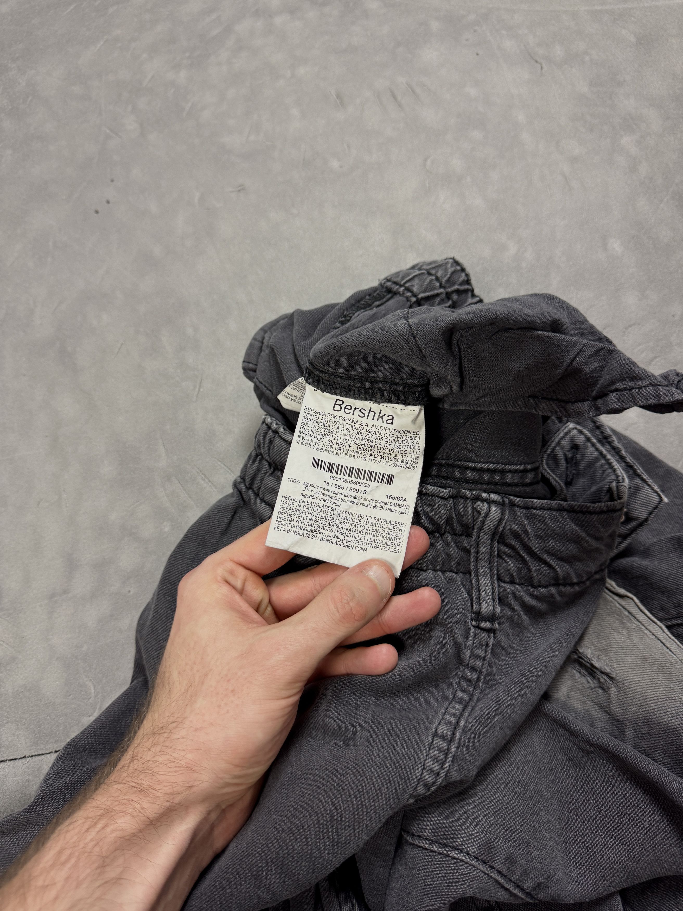 Bershka Bershka oversized distressed cargo denim jeans, retro Y2K Size 25" / US 0 / IT 36 - 8 Thumbnail