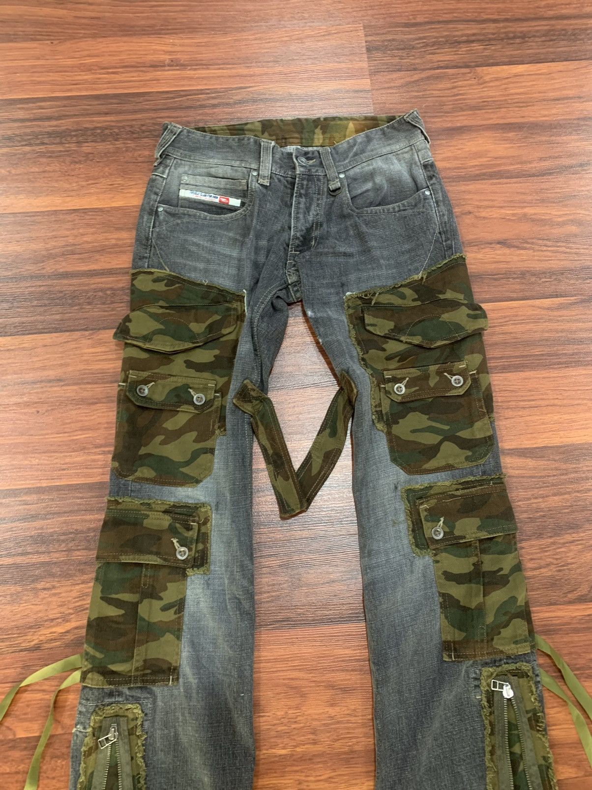 If Six Was Nine × Nicole Club 💥Rare💥Nicole Club For Men Cargo Jeans Size US 32 / EU 48 - 4 Thumbnail