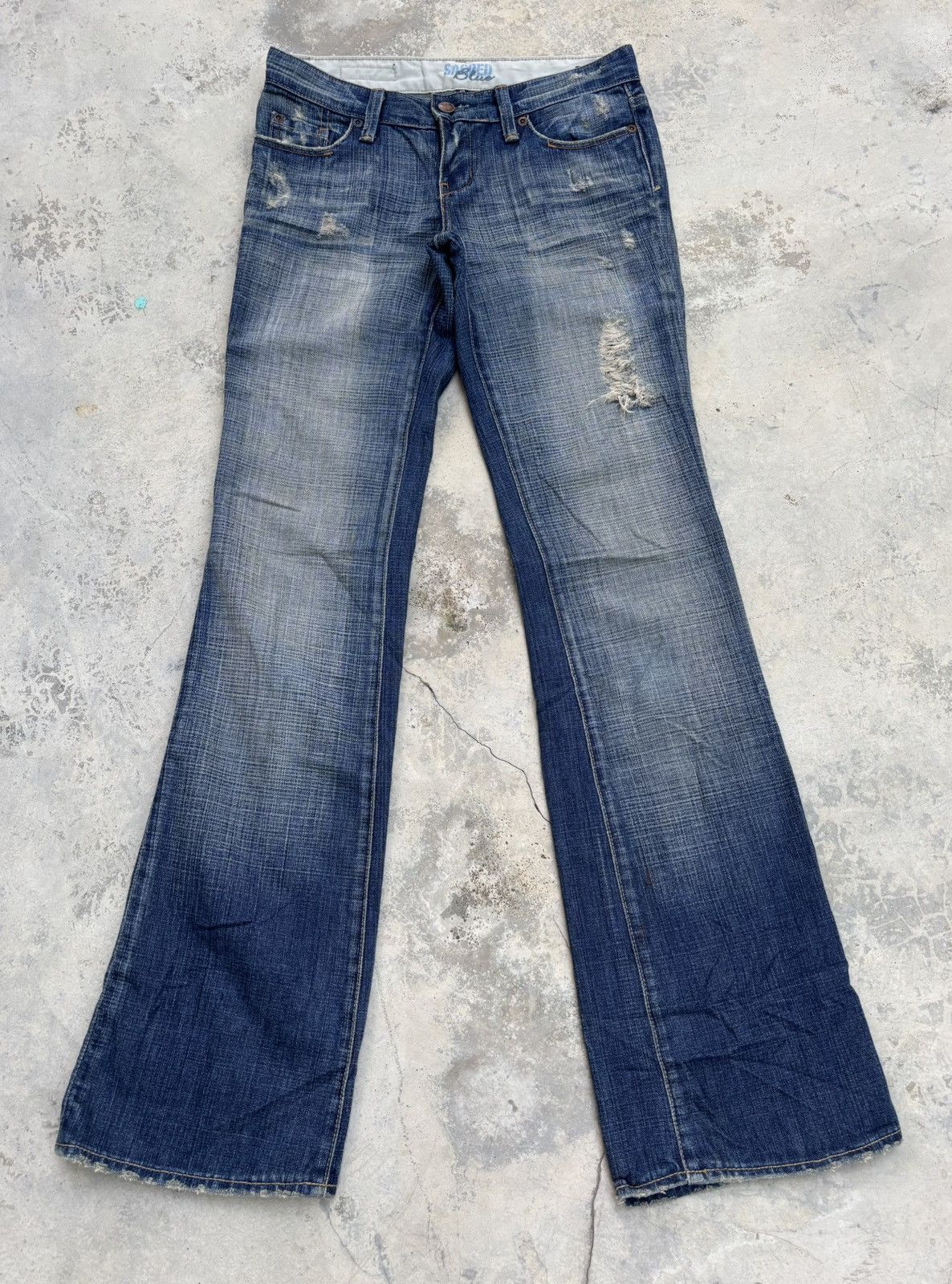 If Six Was Nine Flared Jean Sacred Blue Mud Wash Bootcut Jeans Size 28" / US 6 / IT 42 - 1 Thumbnail