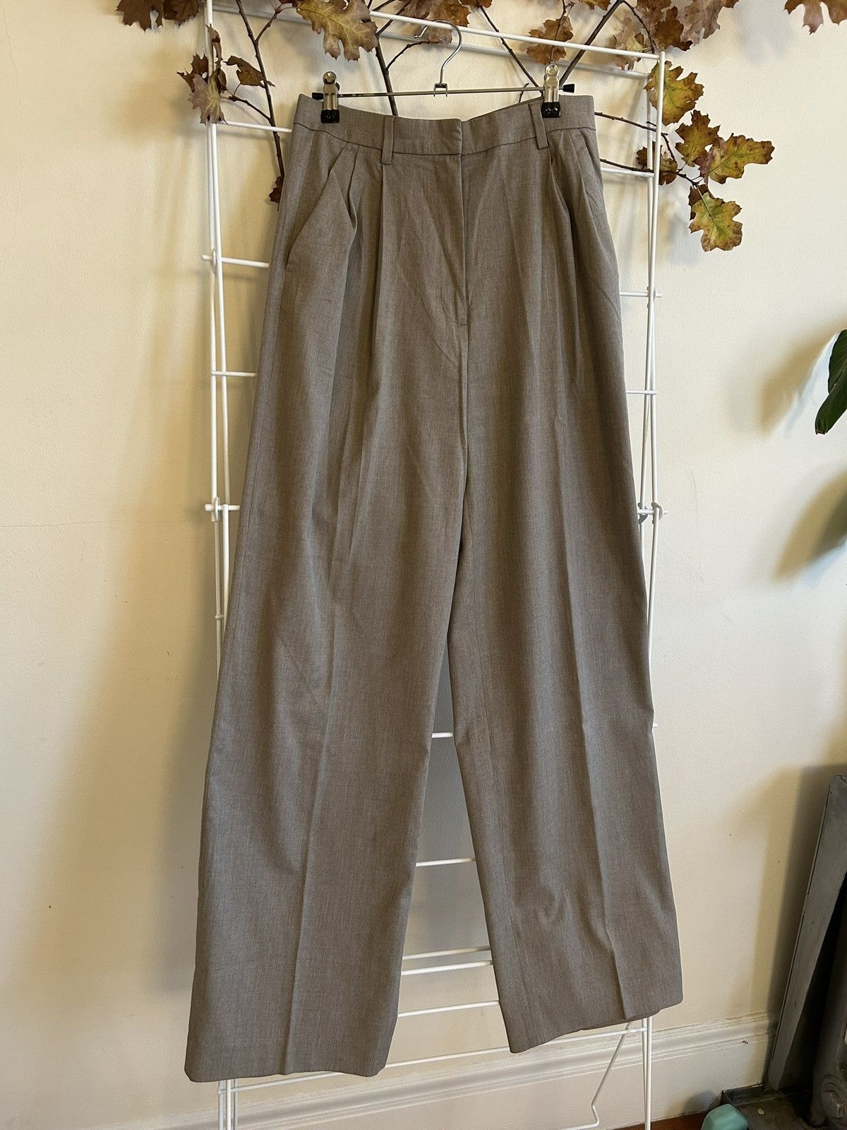 H&M H&M Classic Beige Wide Leg Pants Size 28" / US 6 / IT 42 - 1 Thumbnail
