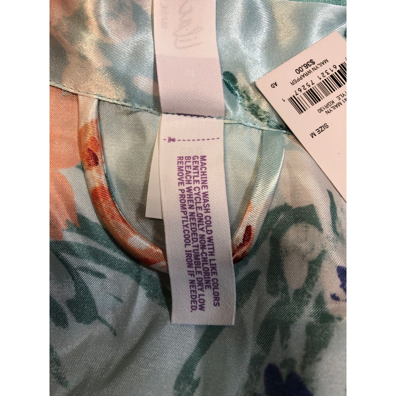 Other Women’s Lilac and Lavender blue floral robe Size ONE SIZE - 5 Thumbnail