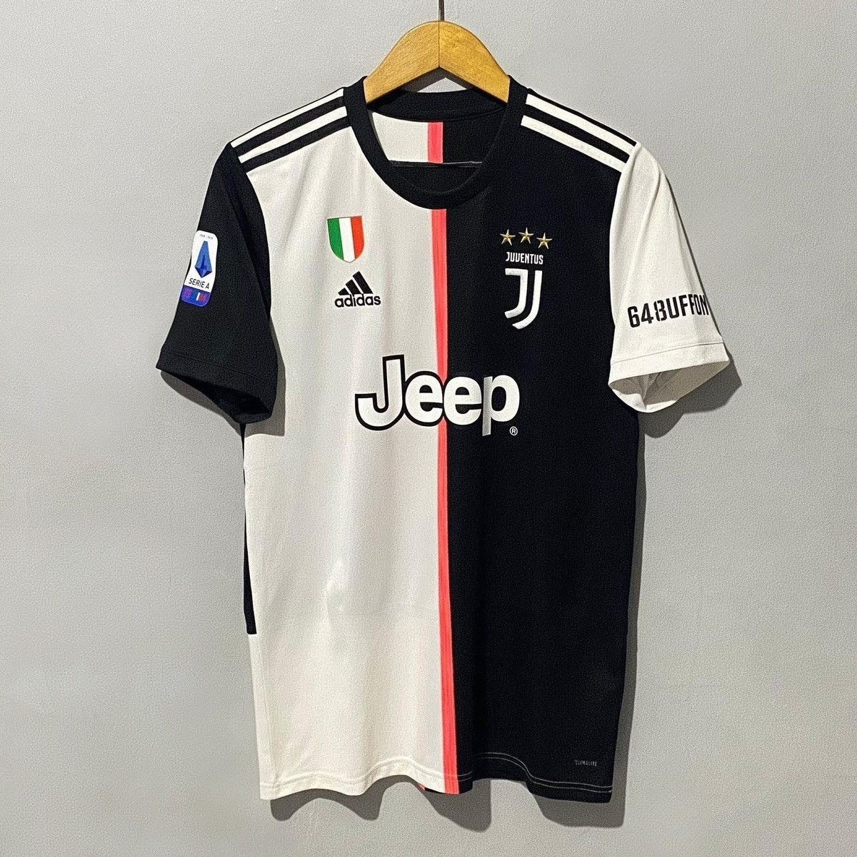 Adidas Juventus 2019-2020 648uffon Home Jersey Cristiano Ronaldo Size US M / EU 48-50 / 2 - 1 Thumbnail