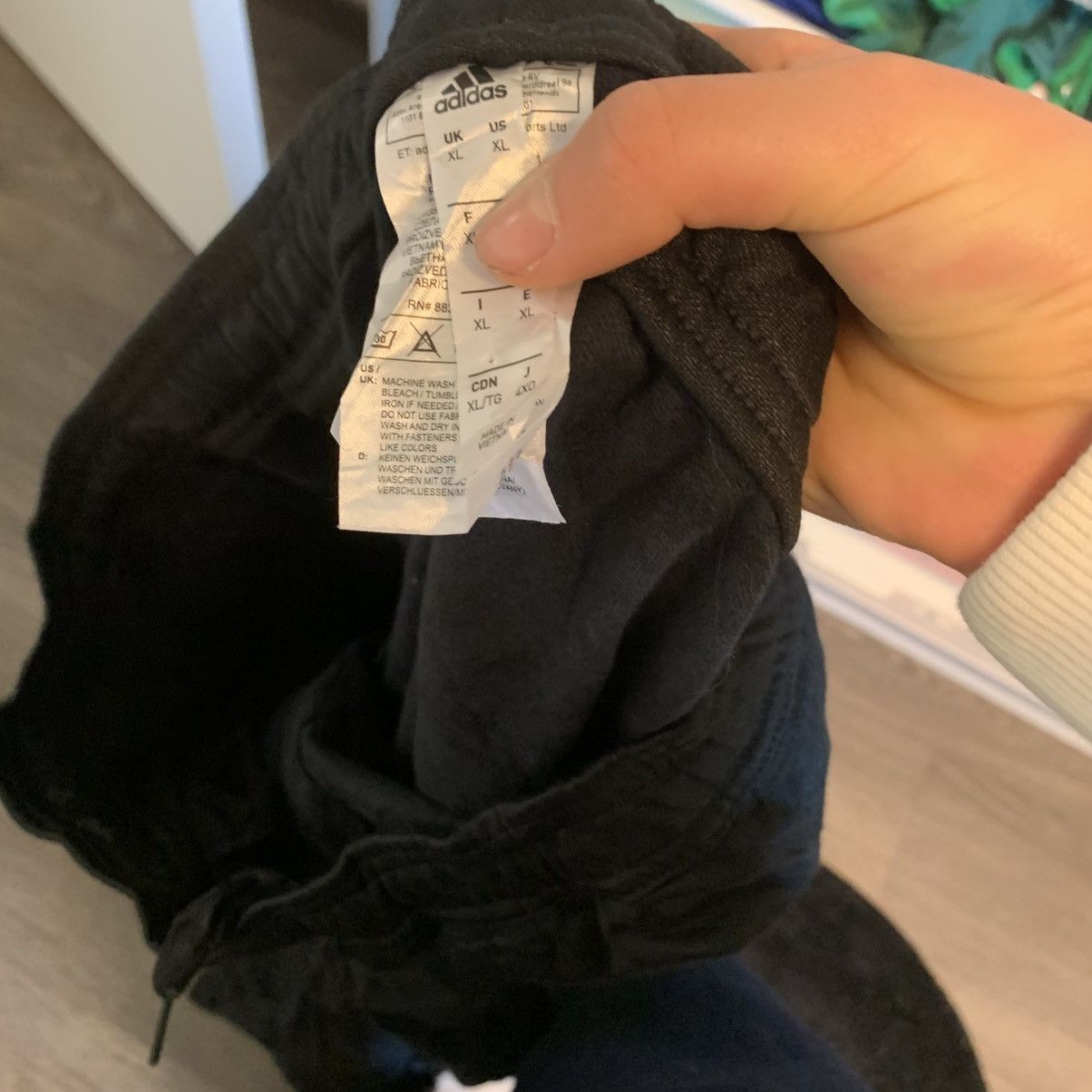 Adidas Adidas pants black Size US 41 - 7 Thumbnail