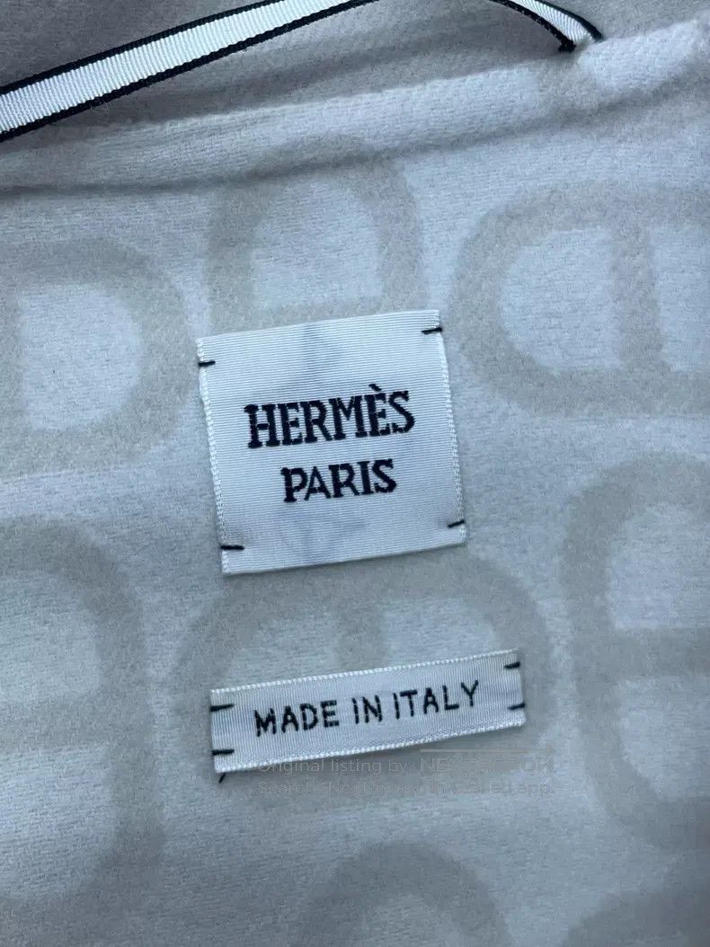 Hermes Hermes Grey Beige Lined Full Pig Nose Logo Two-Sided Cashm Size XS / US 0-2 / IT 36-38 - 4 Thumbnail
