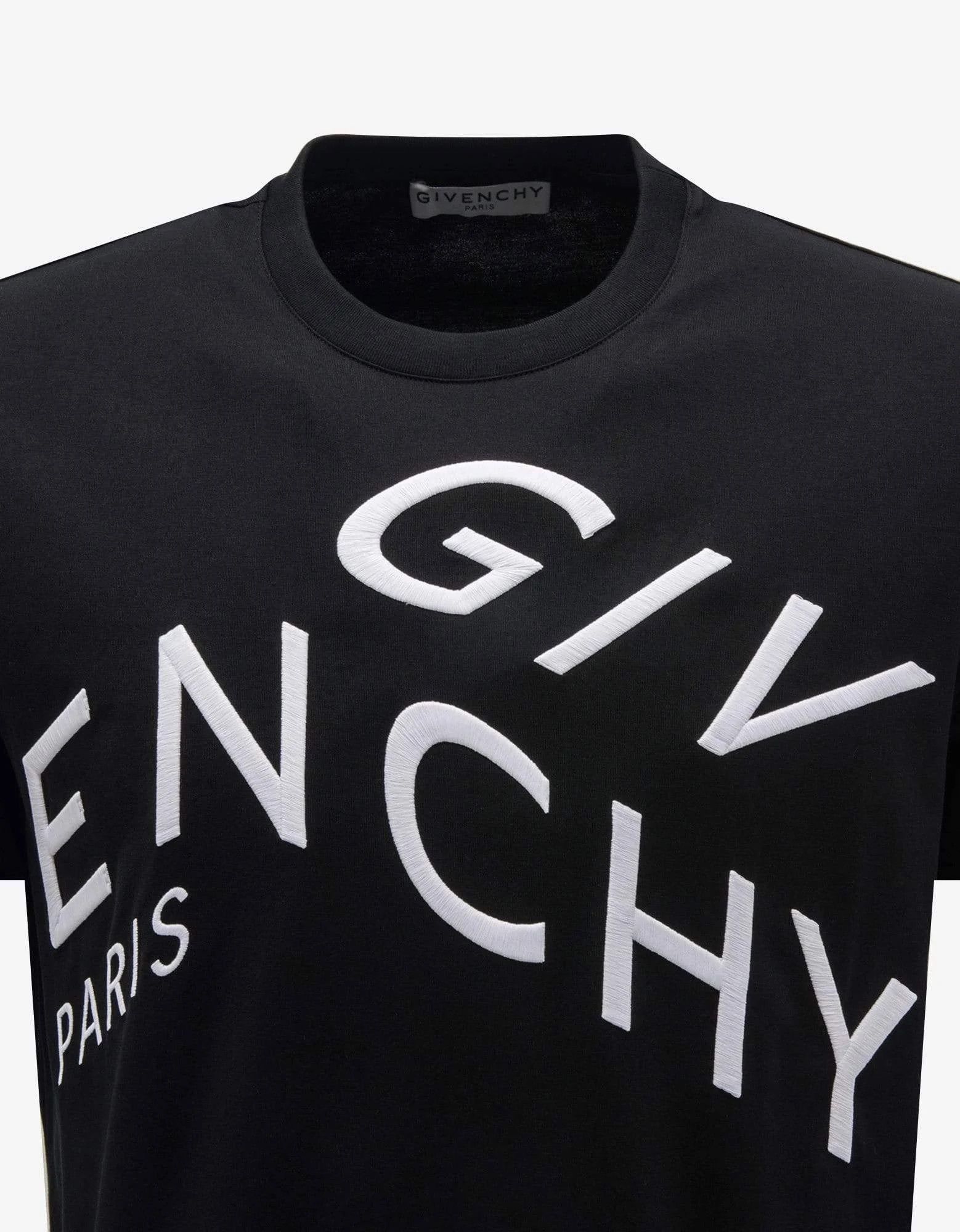 Givenchy o1loc1c0724 T-Shirt in Black Size US XL / EU 56 / 4 - 7 Thumbnail