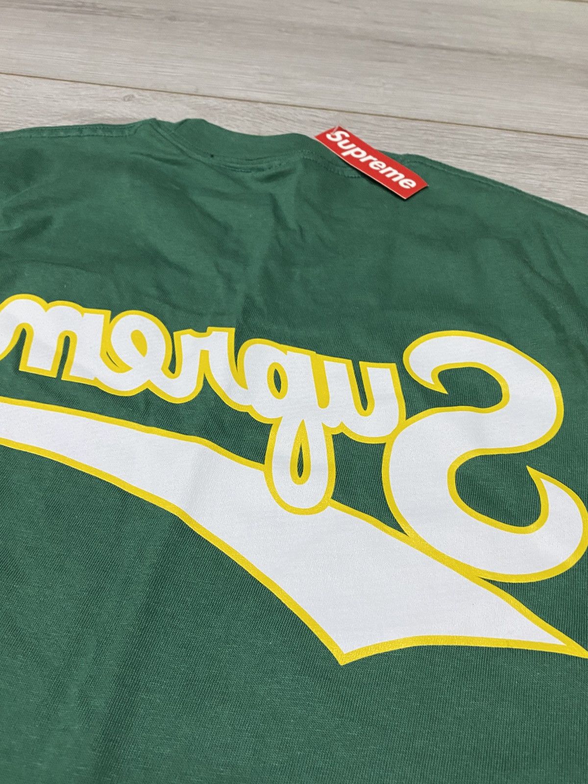 Supreme Supreme NEW Backwards Tee L Size US L / EU 52-54 / 3 - 6 Thumbnail