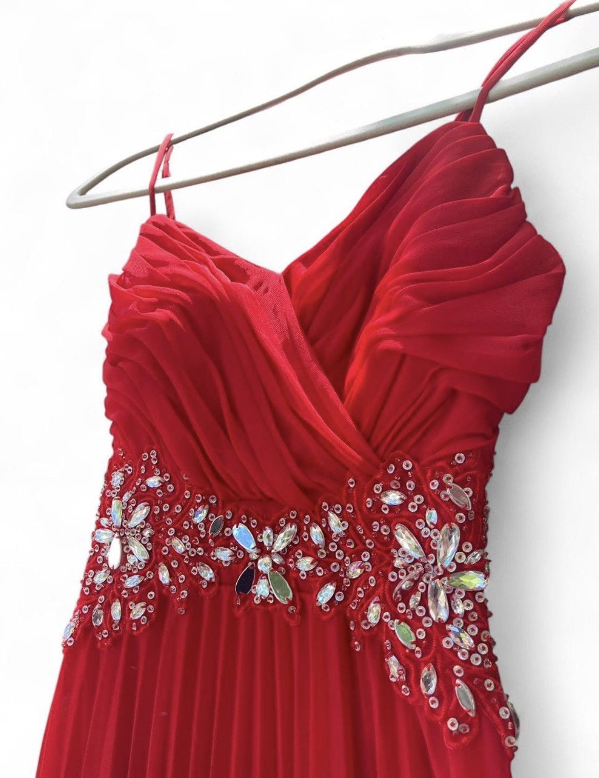 Other B Darlin Vibrant Red Maxi Dress with Embellishments Size XS / US 0-2 / IT 36-38 - 5 Thumbnail
