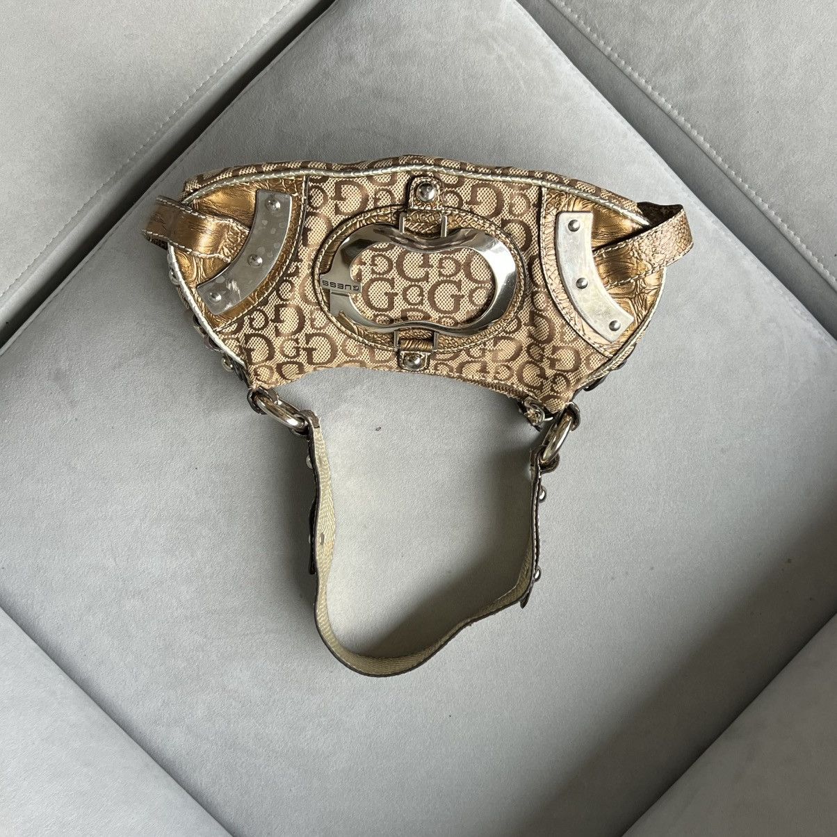 Guess Guess Vintage Handbag Size ONE SIZE - 2 Thumbnail