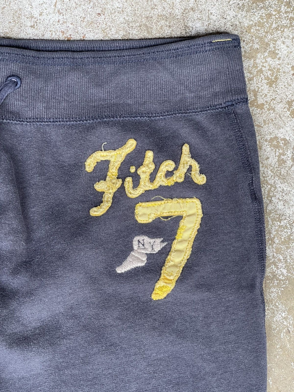 Abercrombie & Fitch Abercrombie&Fitch Patchwork Sweatpants Size 28" / US 6 / IT 42 - 1 Thumbnail