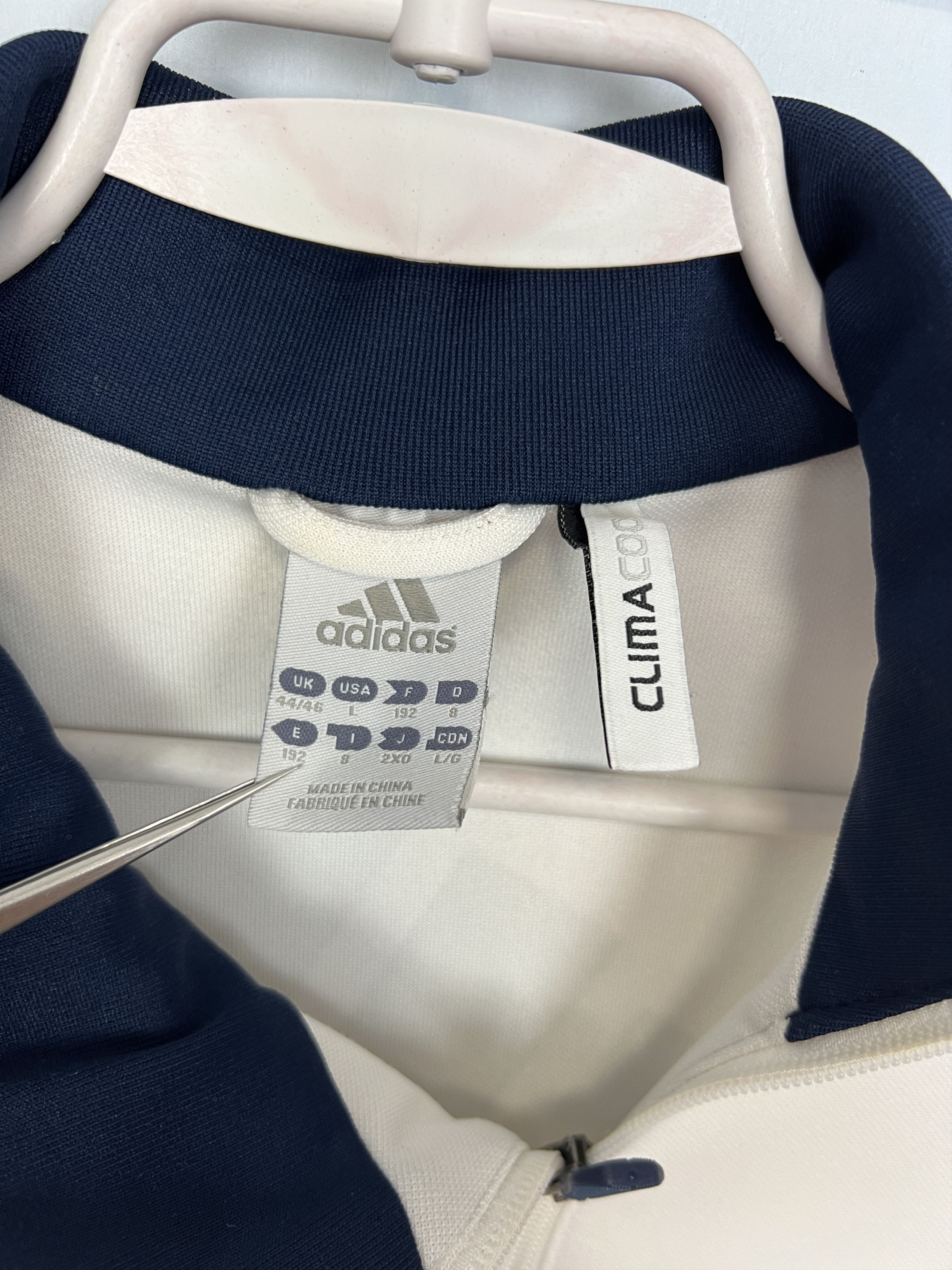Adidas Vintage Adidas Chelsea Football Sweatshirt Train Jacket Size US L / EU 52-54 / 3 - 9 Thumbnail