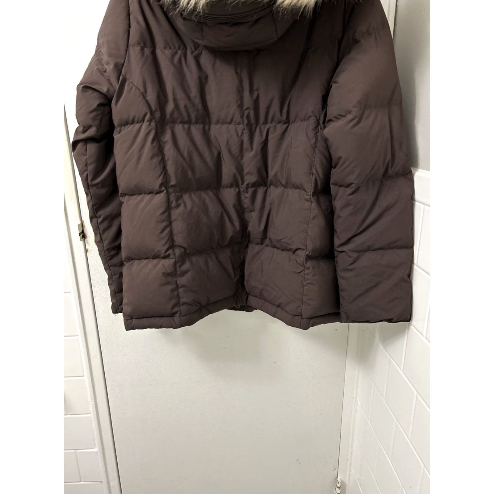 Vintage L.L. Bean Puffer Jacket Womens S Brown Fur Hood Full Zip L/S Jacket Size S / US 4 / IT 40 - 7 Thumbnail