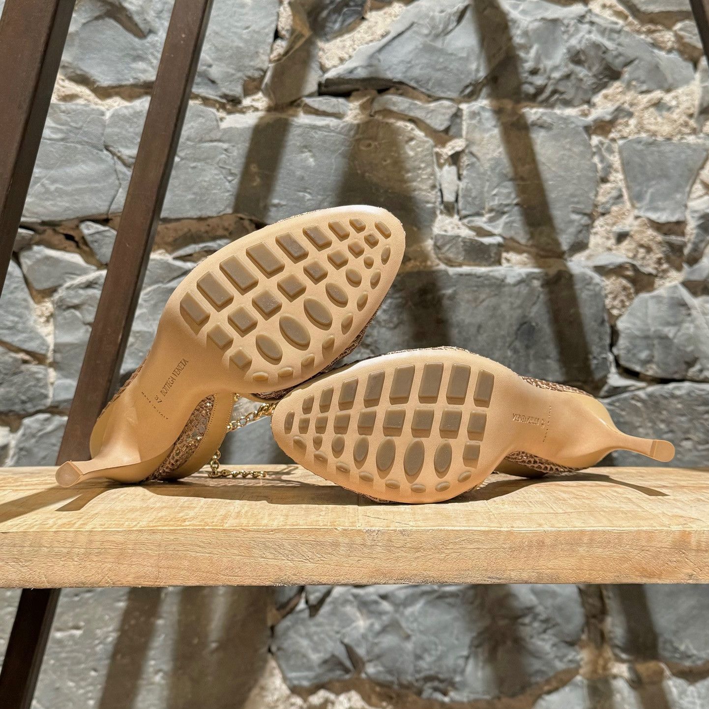 Bottega Veneta Bottega Veneta Beige Stretch Mesh Chain D'Orsay Pumps Size US 7 / IT 37 - 6 Thumbnail