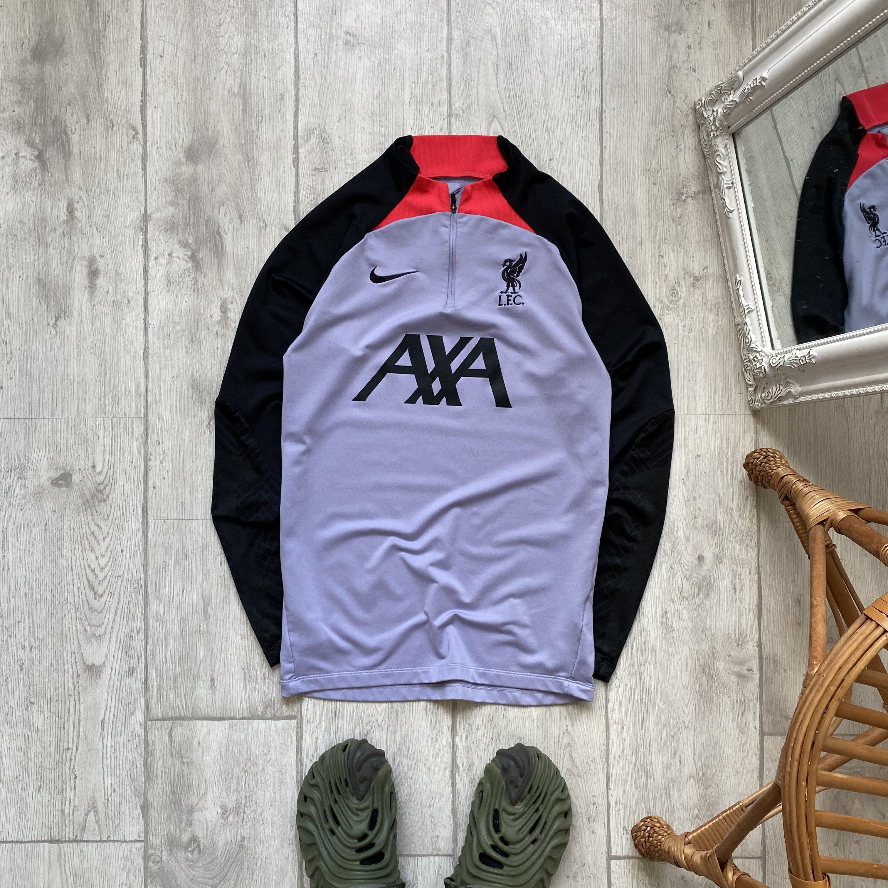 Nike ⚽️ Blokcore Nike Liverpool jersey long sleeve training Y2K Size US S / EU 44-46 / 1 - 1 Thumbnail