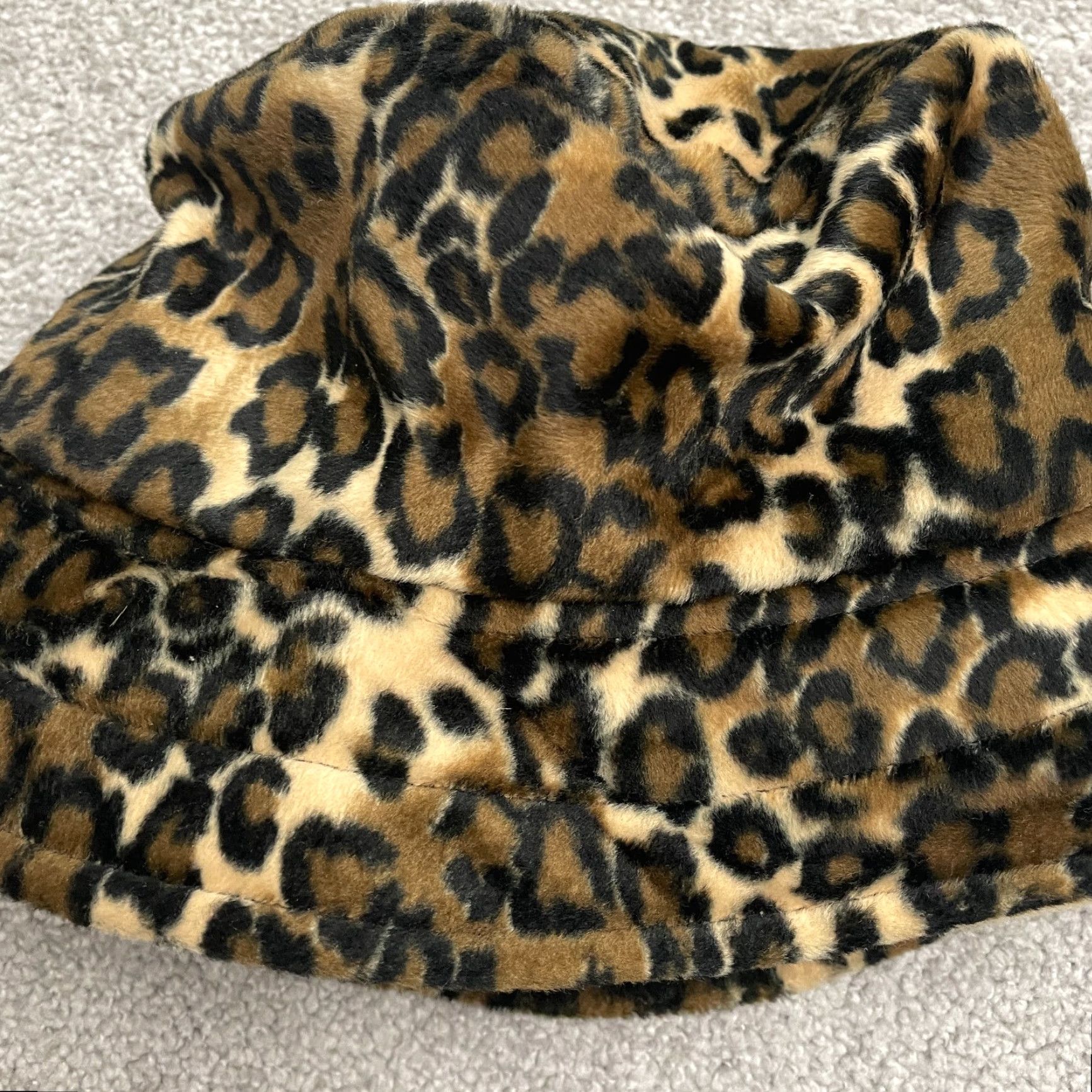 Vintage Unbranded Soft Plush Bucket Hat Women One Size Brown Leopard Animal Print Casual Size ONE SIZE - 4 Thumbnail