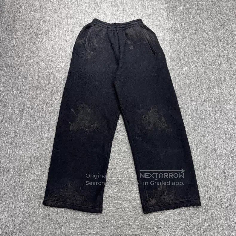 Balenciaga Balenciaga size XS Mud-dyed aged fleece casual pants Size US 27 - 1 Thumbnail