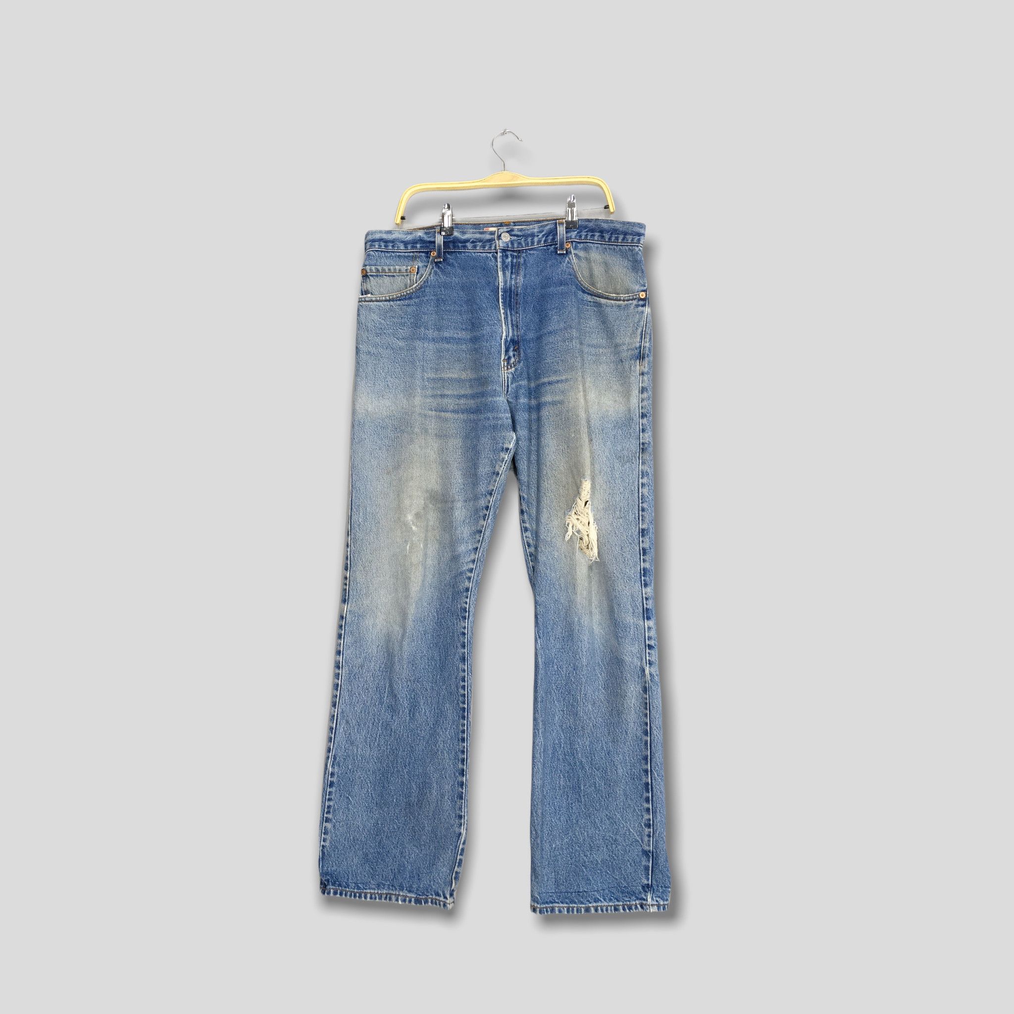 image of Size 38X34 Levi's 517 Bootcut Flare Jeans Distressed Denim in Blue, Men's