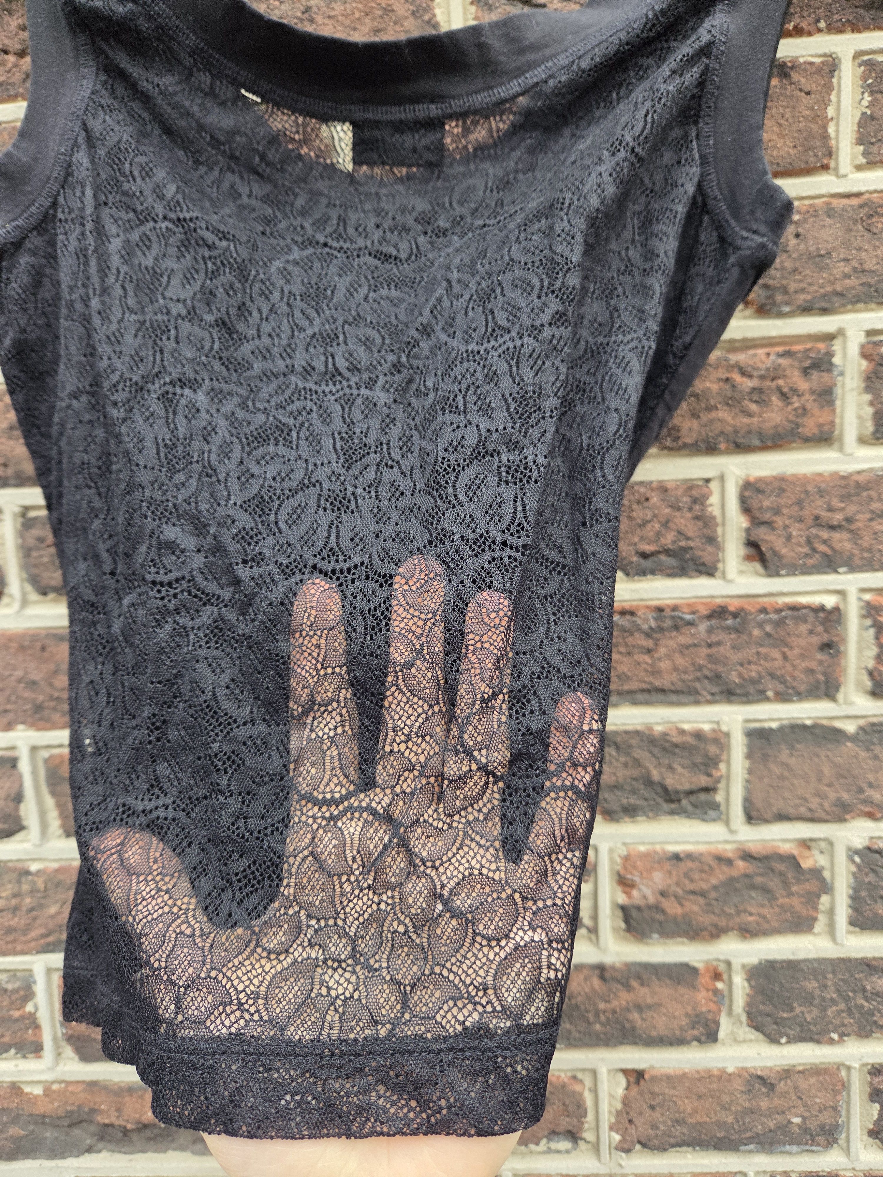 Dolce & Gabbana D&G "Fashion Talent" lace top Size S / US 4 / IT 40 - 4 Thumbnail