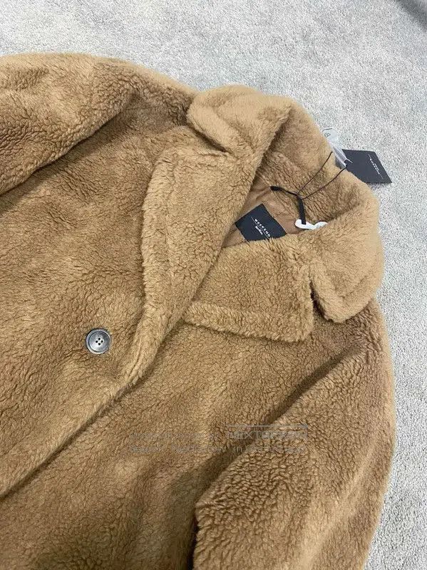 Max Mara MaxMara Women's Beige Wool Blend Coat . Size S / US 4 / IT 40 - 2 Thumbnail