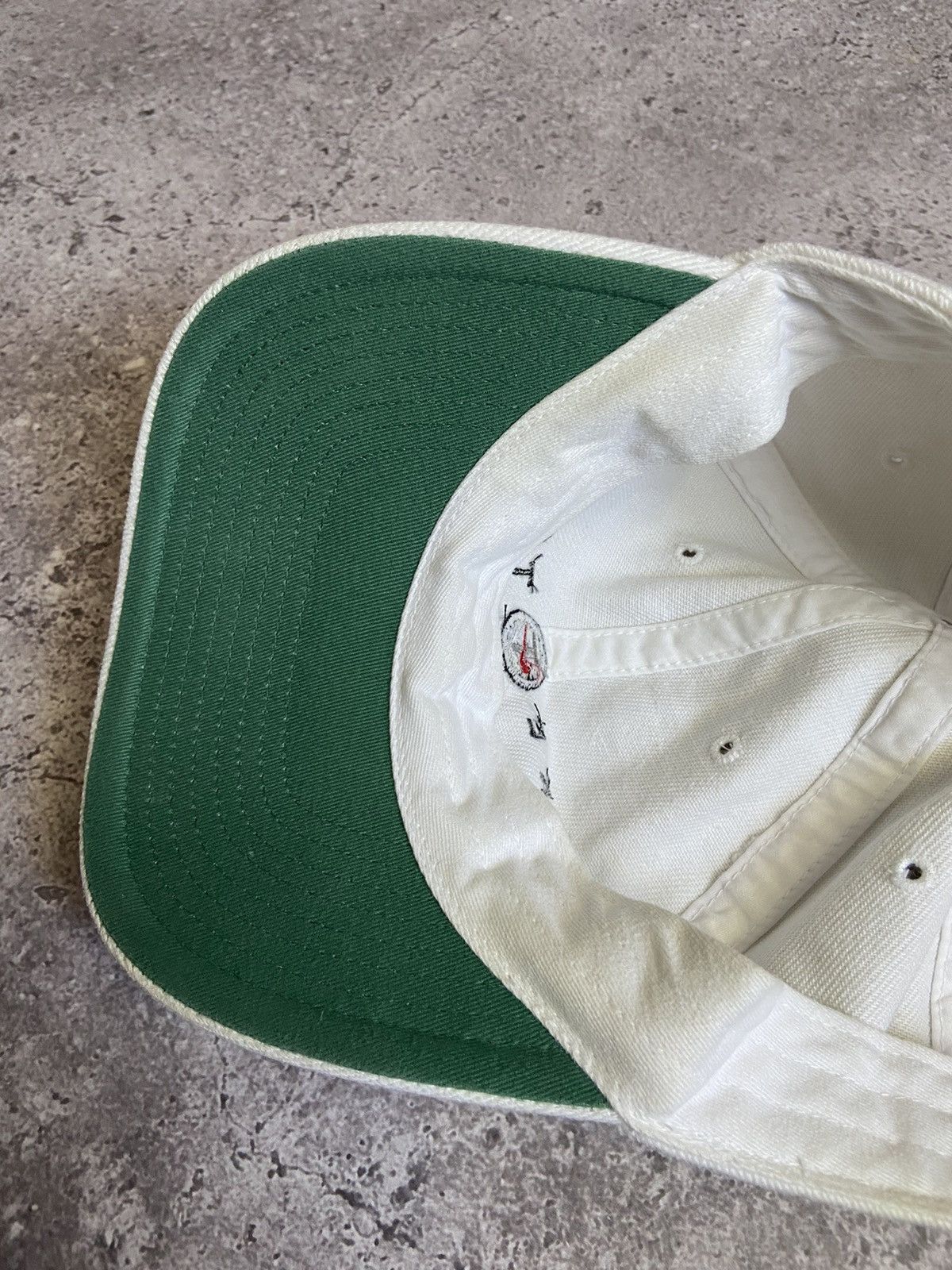 Nike Vintage Nike Town Berlin Cap 90s Hat Size ONE SIZE - 4 Thumbnail