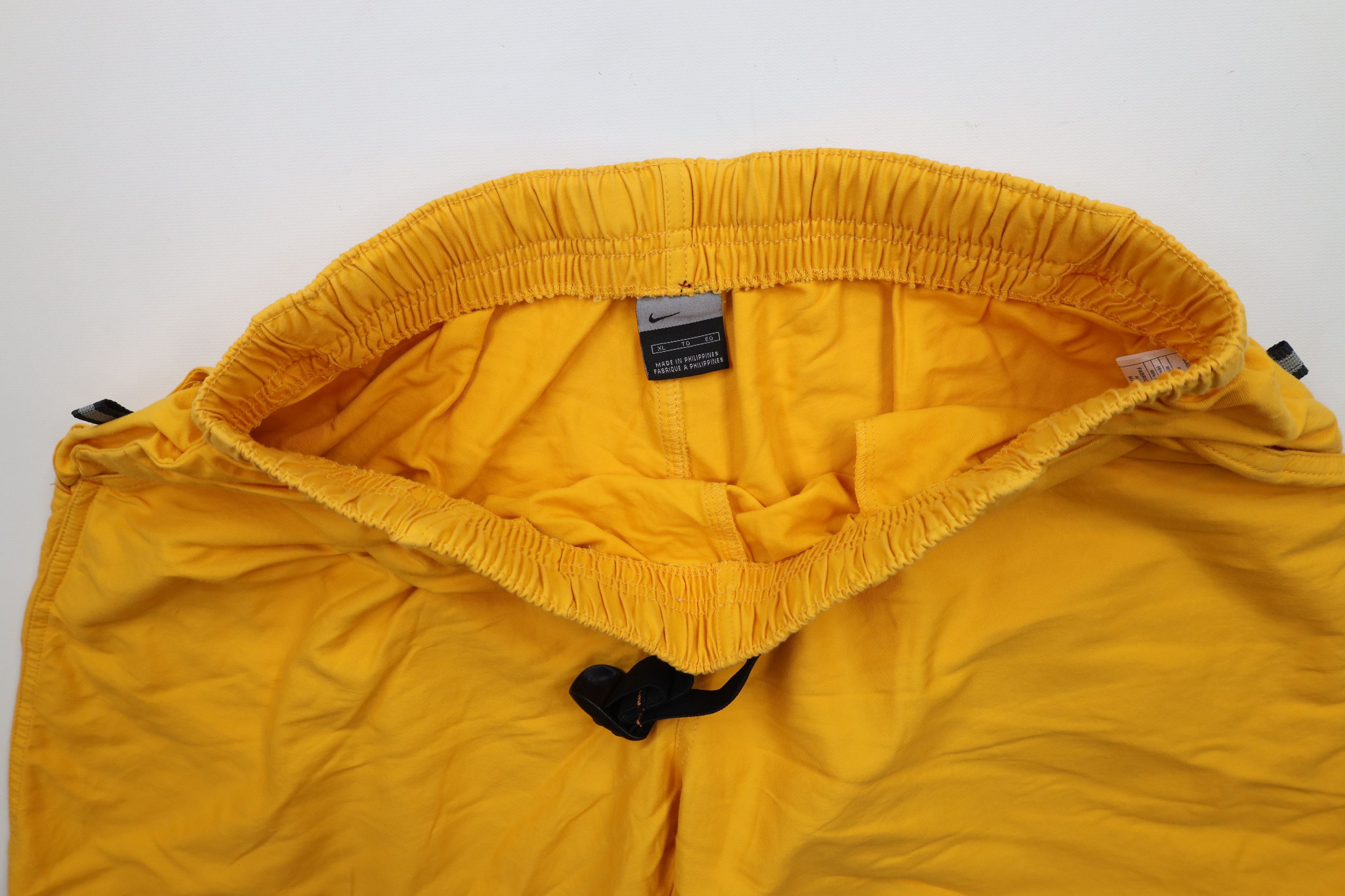 Nike × Vintage Vintage 90s Y2K Nike Mini Swoosh Belted Above Knee Shorts Size US 36 / EU 52 - 5 Thumbnail