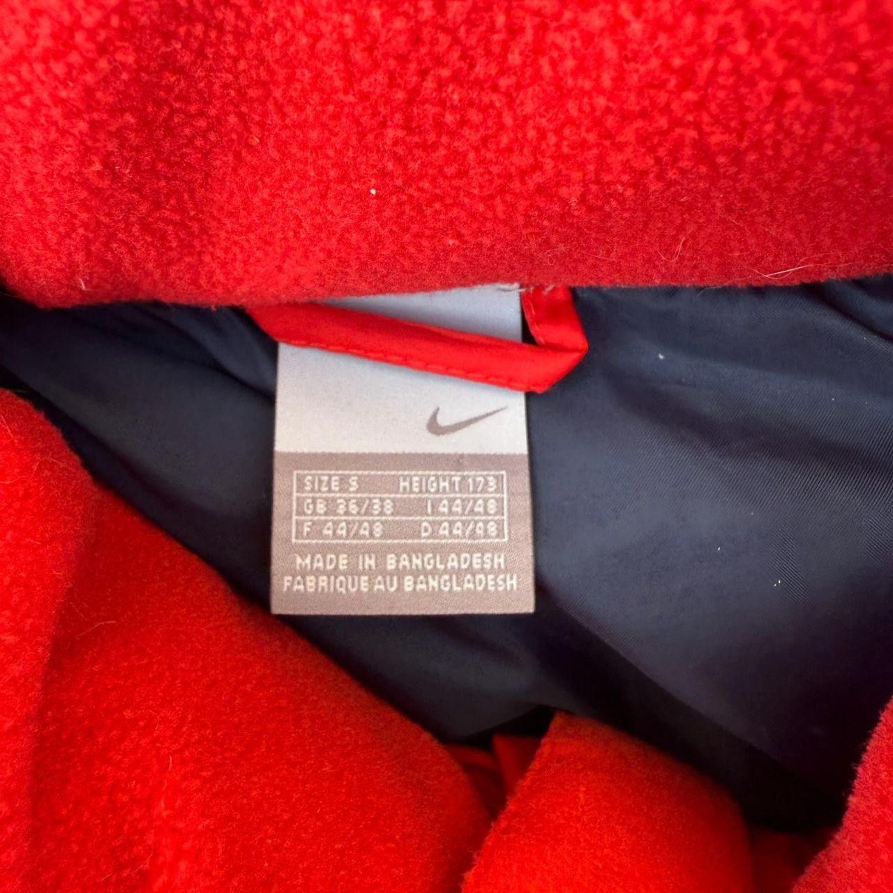 Nike Nike Vintage y2k Gilet Winter Body Warmer Size US S / EU 44-46 / 1 - 5 Thumbnail