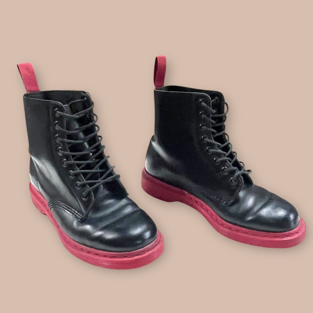Dr. Martens Dr. Martens® 1460 8 eyelets Black and Red Boots Size US 10 / EU 43 - 7 Thumbnail
