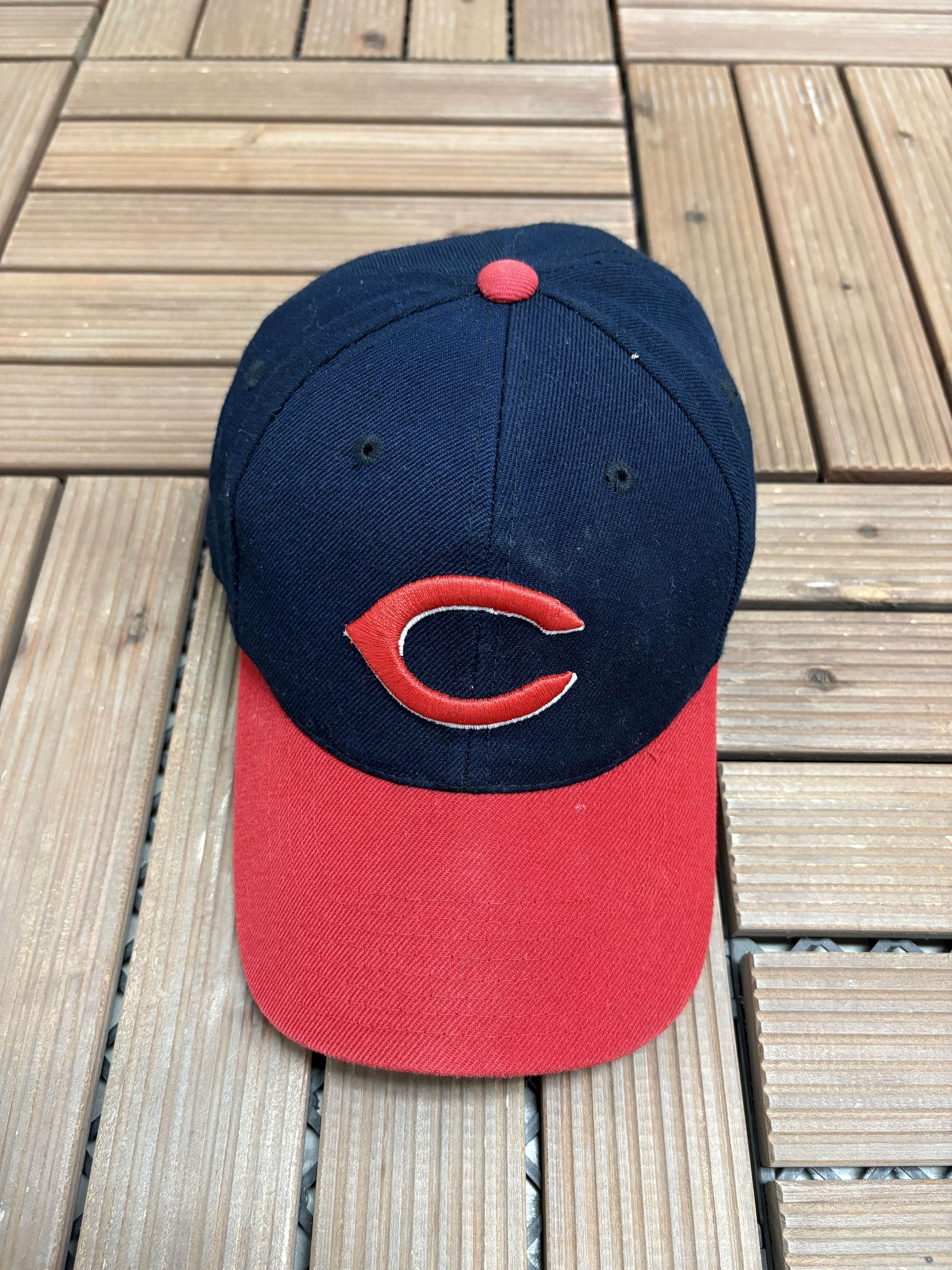 Sports Specialties Cincinnati Reds Embroidered Vintage Snap Back Hat Size ONE SIZE - 2 Thumbnail