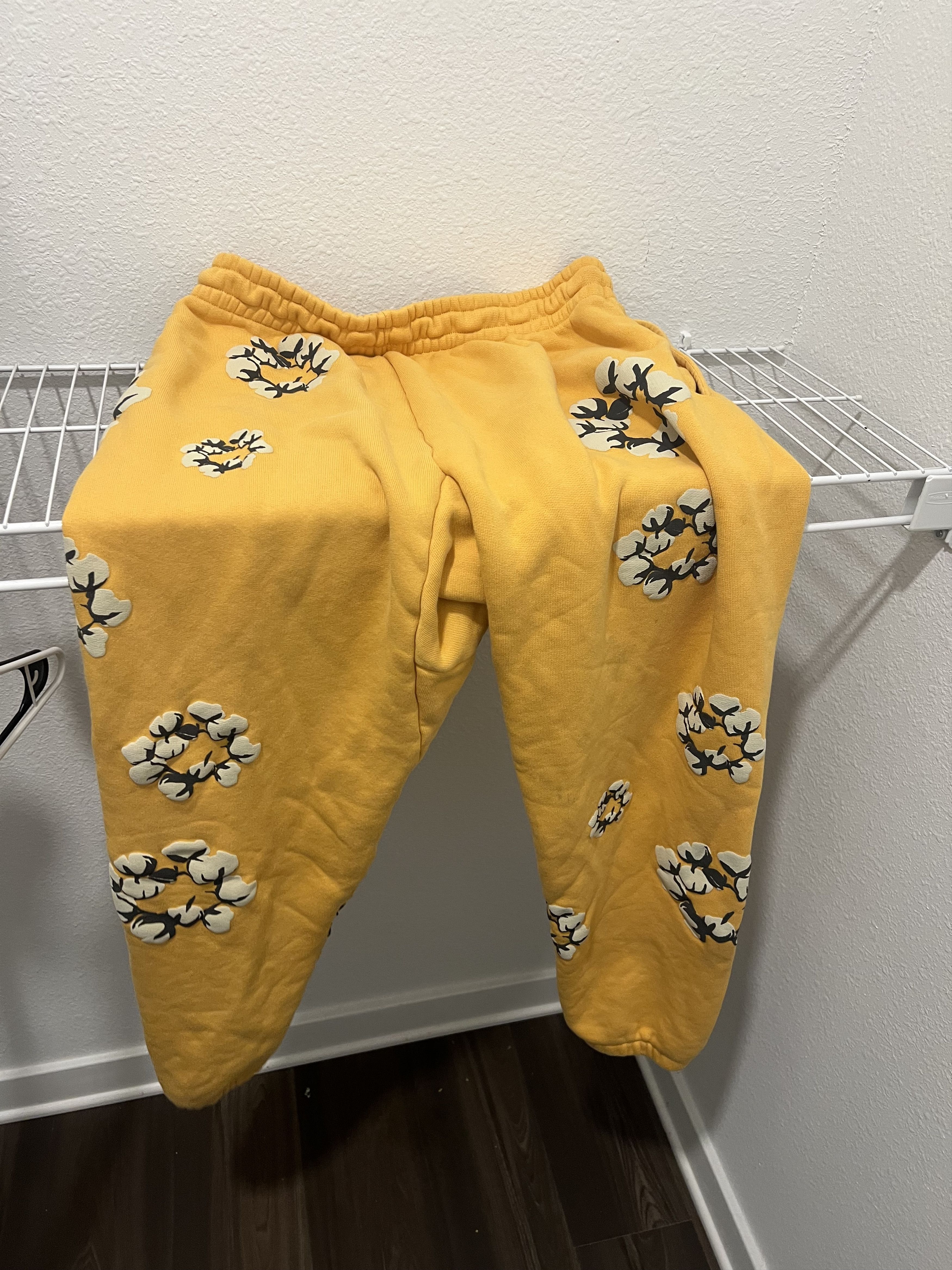 Cactus Plant Flea Market × DENIM TEARS Cactus Plant Flea Market Denim Tears Sweatpants Size US 38 / EU 54 - 20 Thumbnail