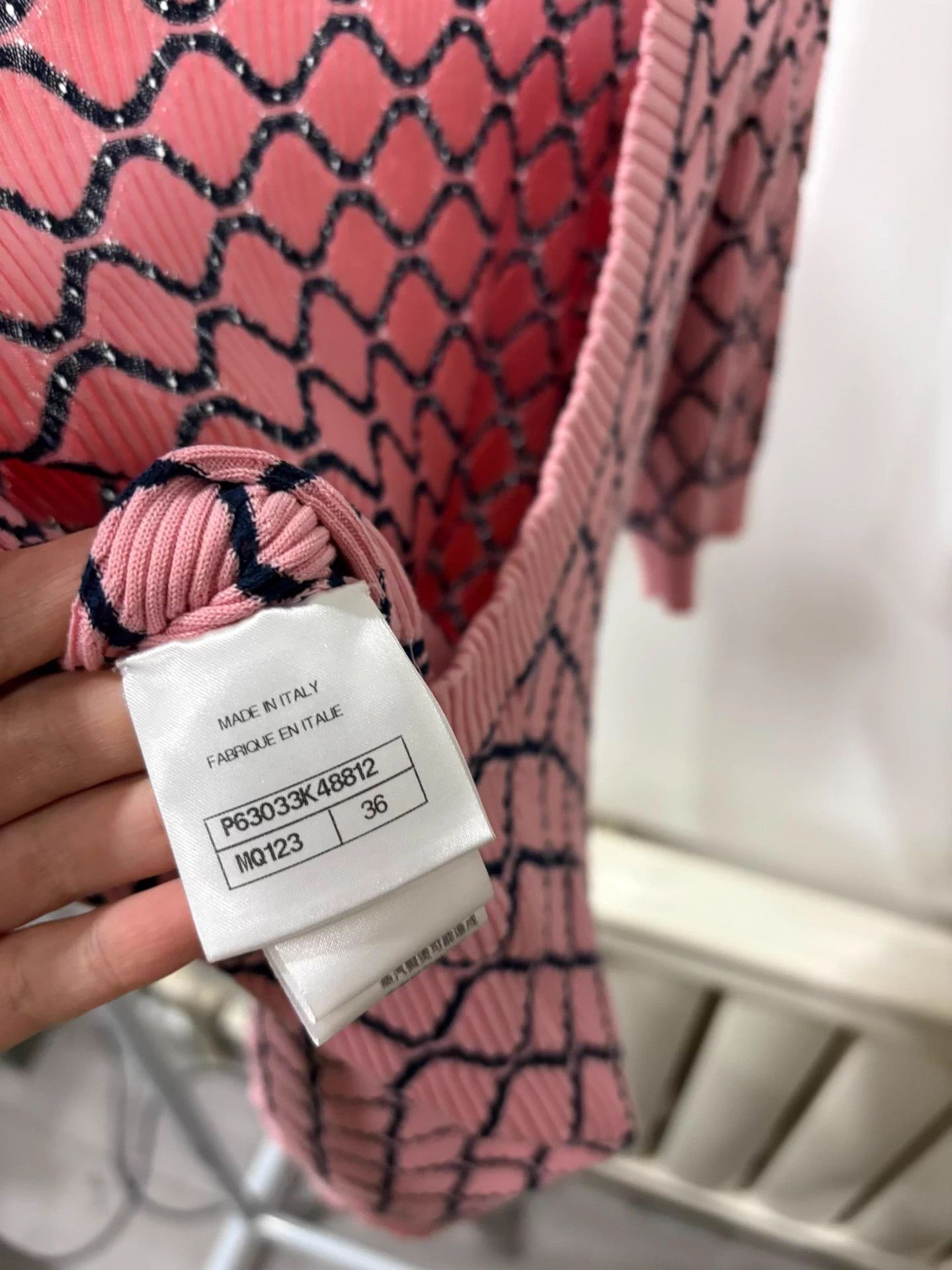Chanel Chanel Pink Quilted Backless Knit Short Sleeve Top Size XS / US 0-2 / IT 36-38 - 5 Thumbnail