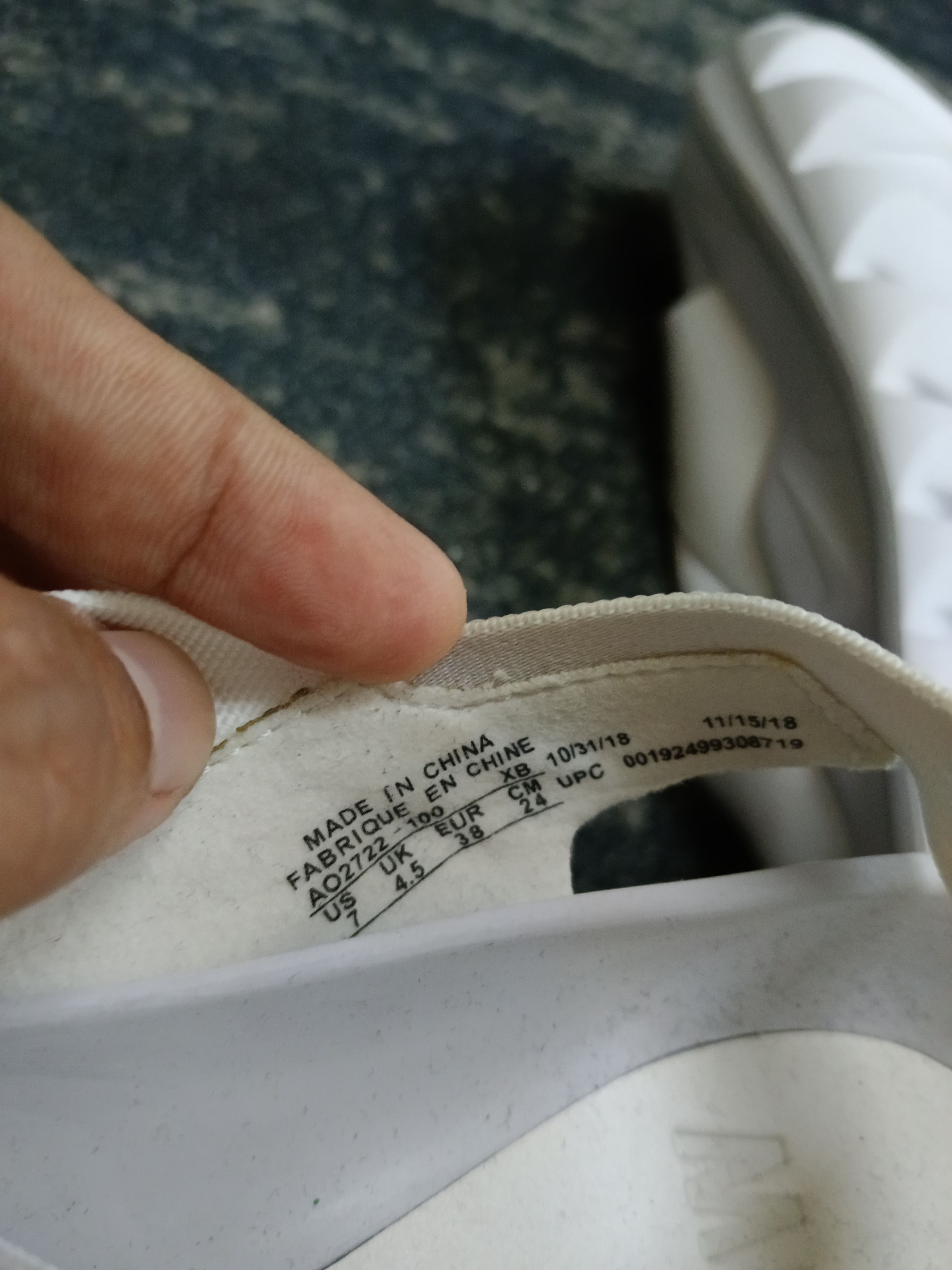 Nike NIKE NSW SANDALS Size US 7 / IT 37 - 6 Thumbnail