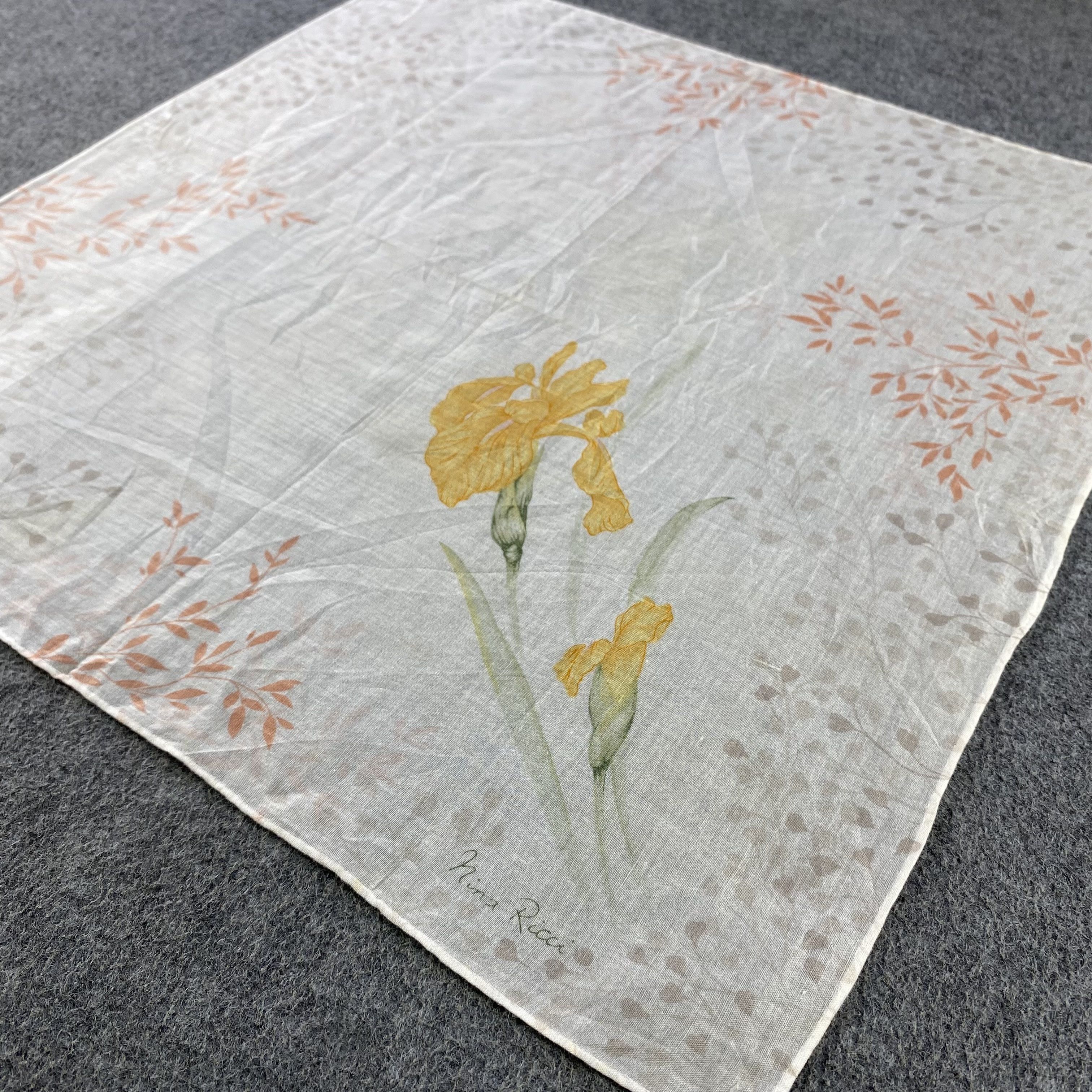 Nina Ricci Nina Ricci Handkerchief/Neckerchief/Bandana HC871 Size ONE SIZE - 2 Thumbnail