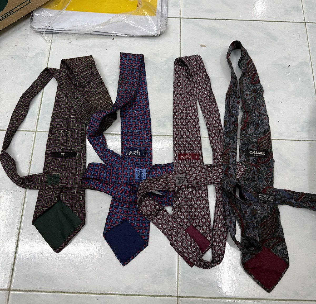 Hermes 🔥🔥🔥ARCHIVE HERMES & CHANEL NECKTIE Size ONE SIZE - 1 Thumbnail