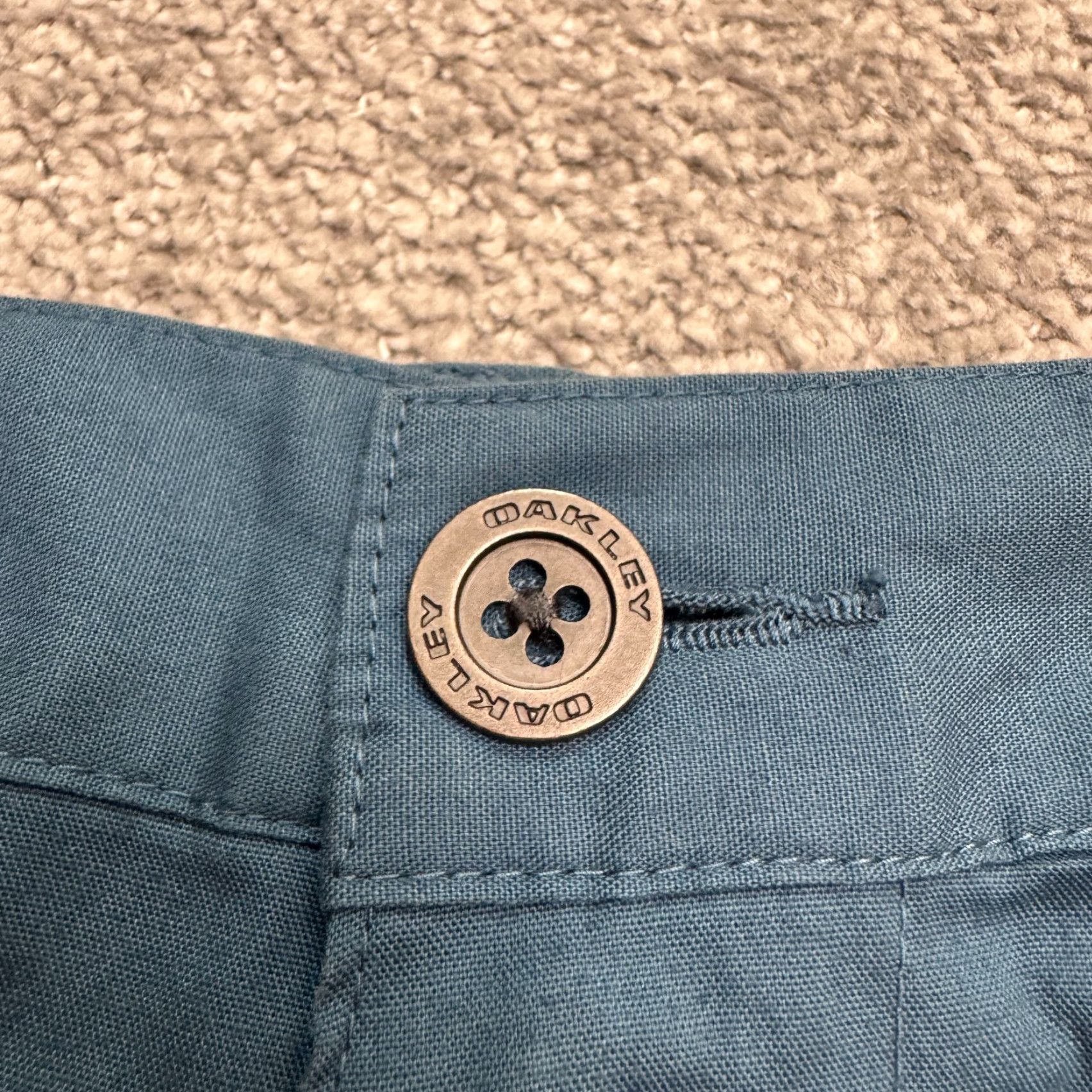 Oakley Oakley Pants Men Chino Flat Front Straight Leg 33 Slate Blue Blue Groomed Casual Travel Classic Preppy Size US 33 - 6 Thumbnail