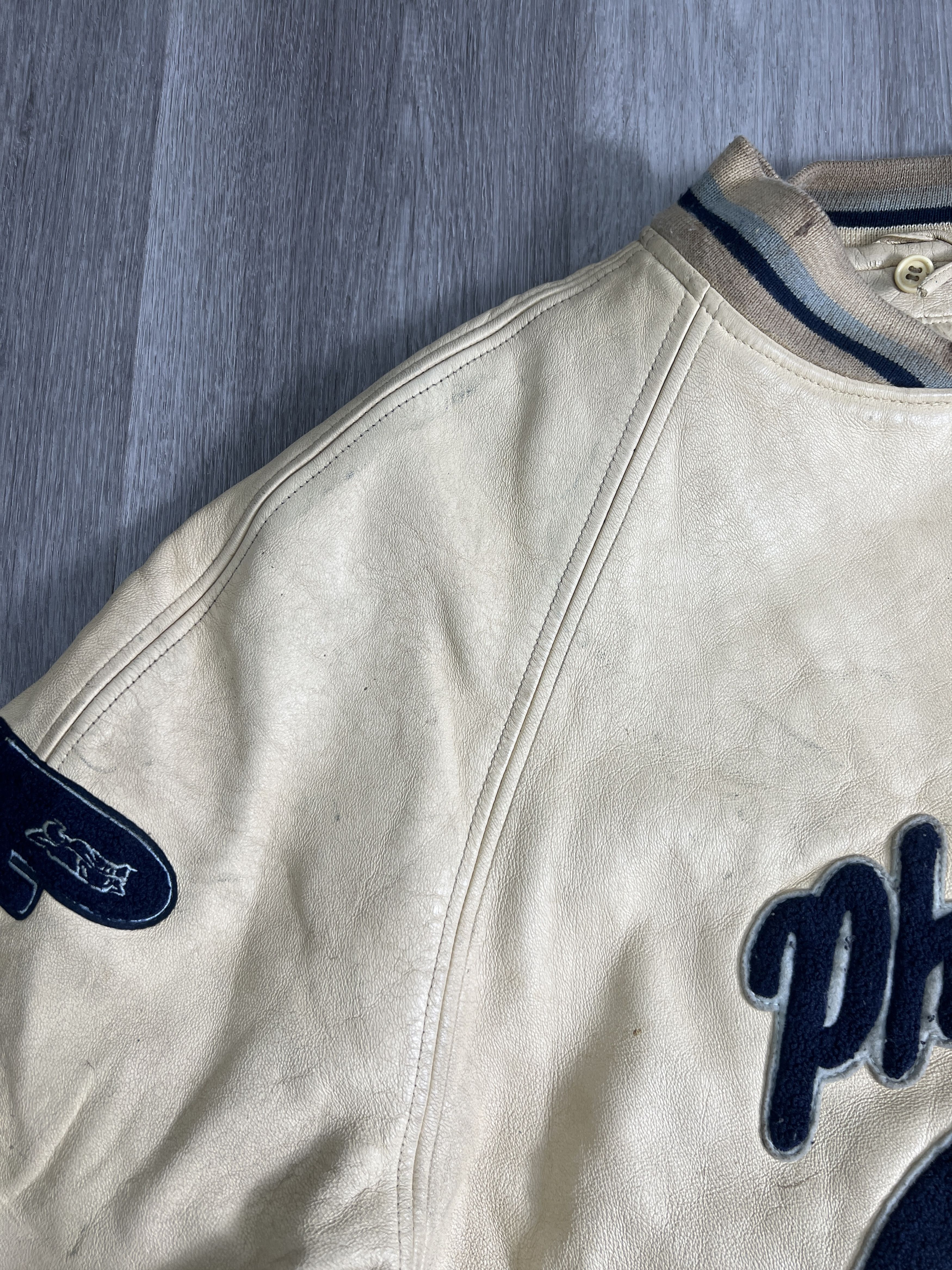 Phat Farm Vintage PHAT FARM Big Logo Leather Jacket (5XL) JK691 Size US XXL / EU 58 / 5 - 15 Thumbnail