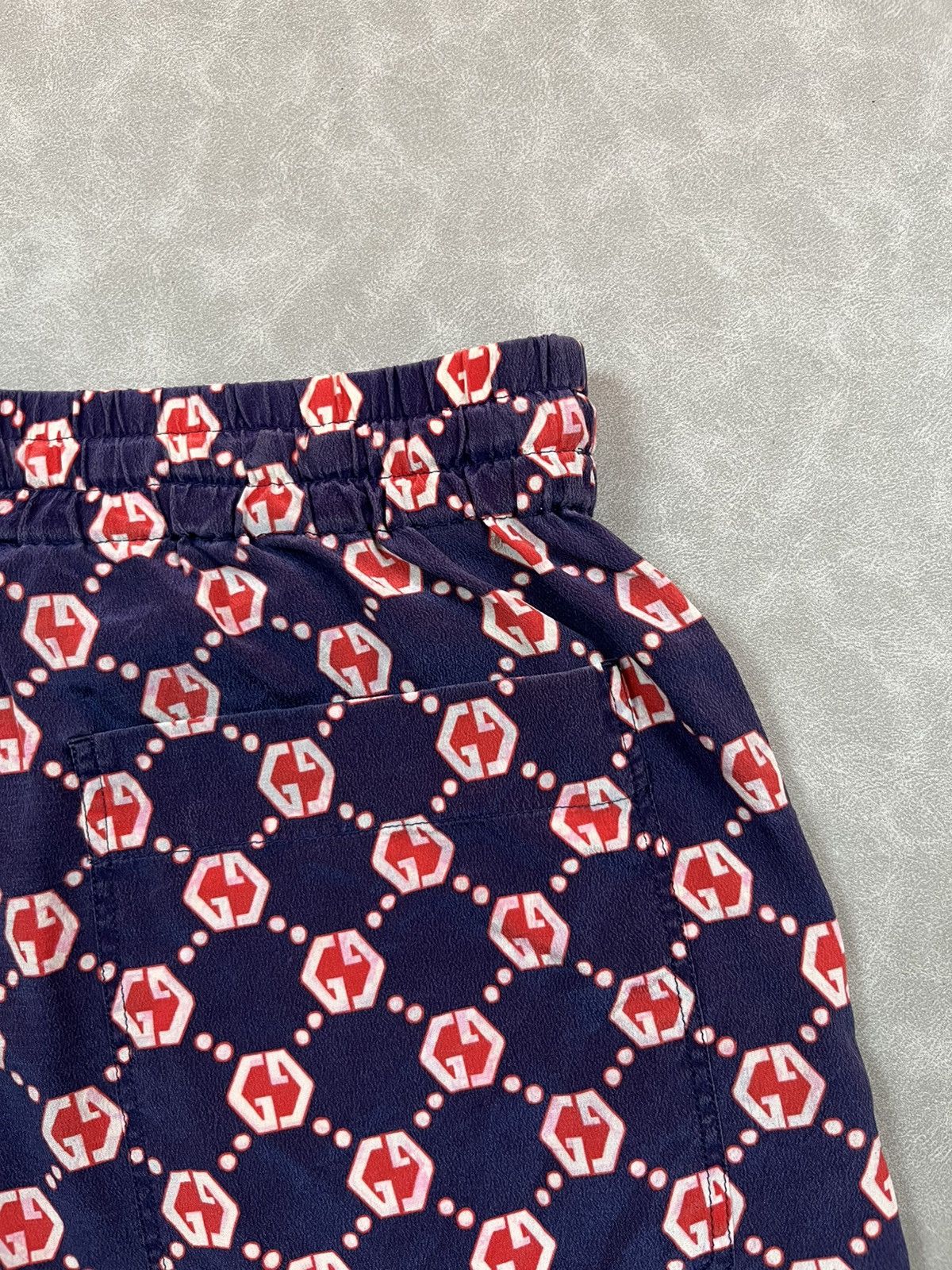 Gucci Gucci monogram nylon short pants Size US 31 - 18 Thumbnail