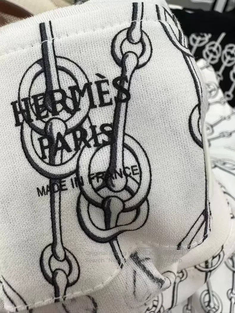 Hermes Hermes Pig Nose Full Print Logo Short Sleeve T-Shirt Size XS / US 0-2 / IT 36-38 - 3 Thumbnail
