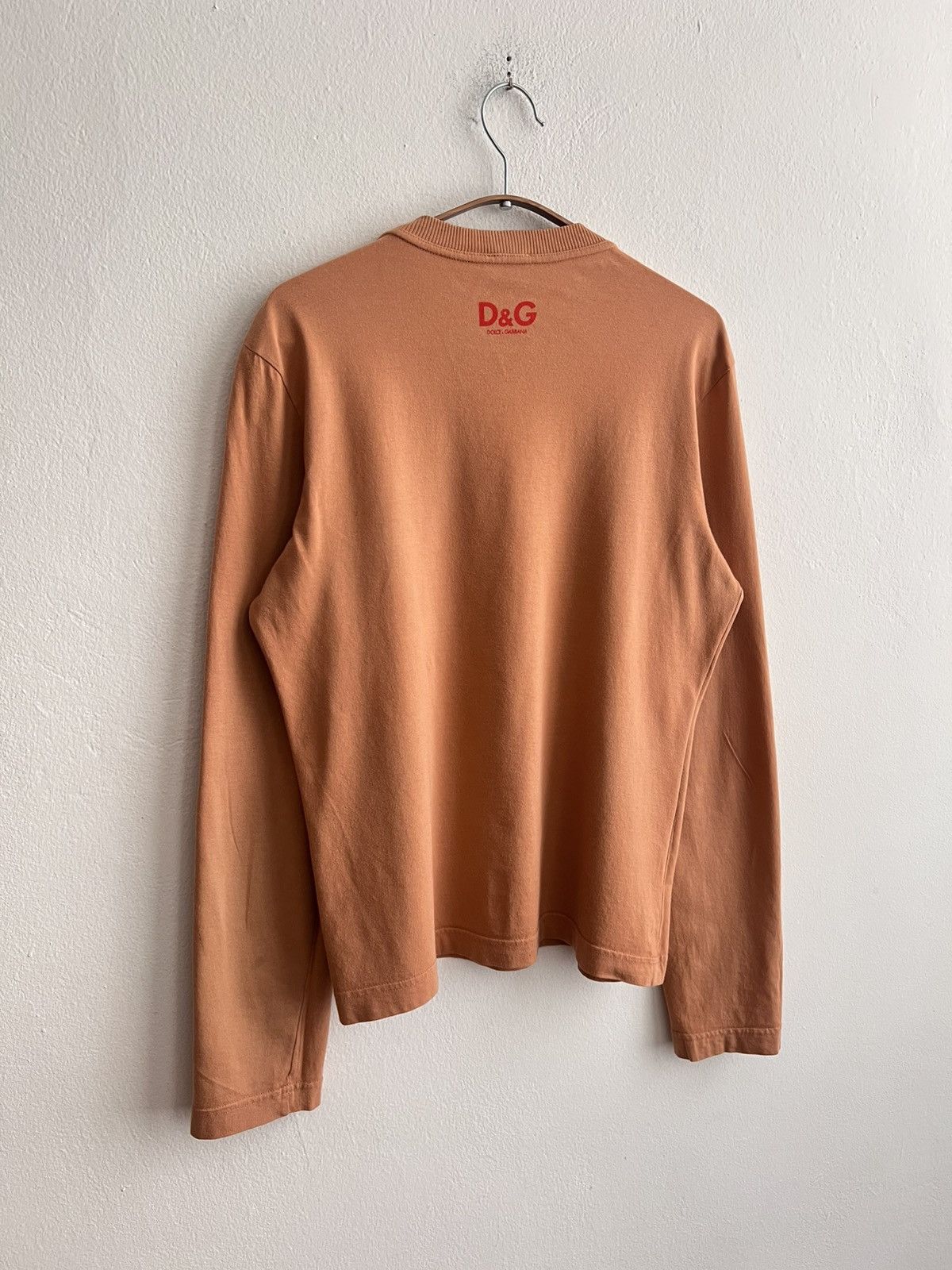 Dolce & Gabbana 2000s Dolce & Gabbana Hong Kong Dragon long sleeve t-shirt Size US M / EU 48-50 / 2 - 3 Thumbnail