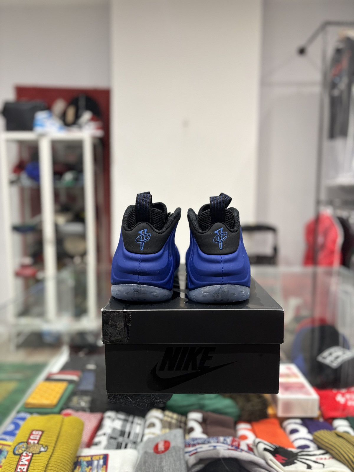 Nike Nike Air Foamposite One Deep Royal Size: 10.5 Size US 10.5 / EU 43-44 - 4 Thumbnail