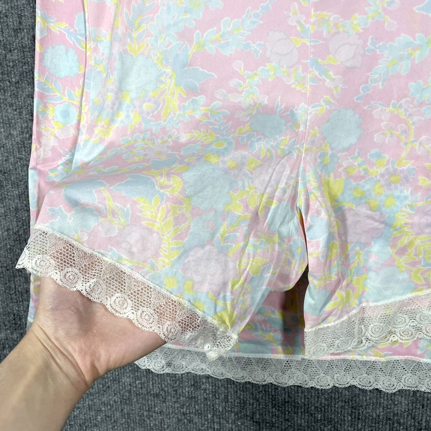 Vintage VINTAGE 60s 70s Chemise & Bloomer Set Pink Floral Lingerie American Maid Lace Shirt Bloomers Womens Size ONE SIZE - 2 Thumbnail