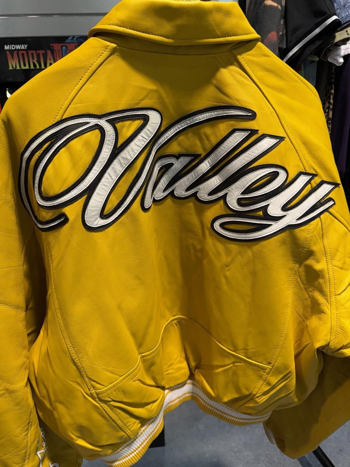 Other ValeLives Valley Leather Jacket Yellow Rare Release Size XL Size US XL / EU 56 / 4 - 10 Thumbnail