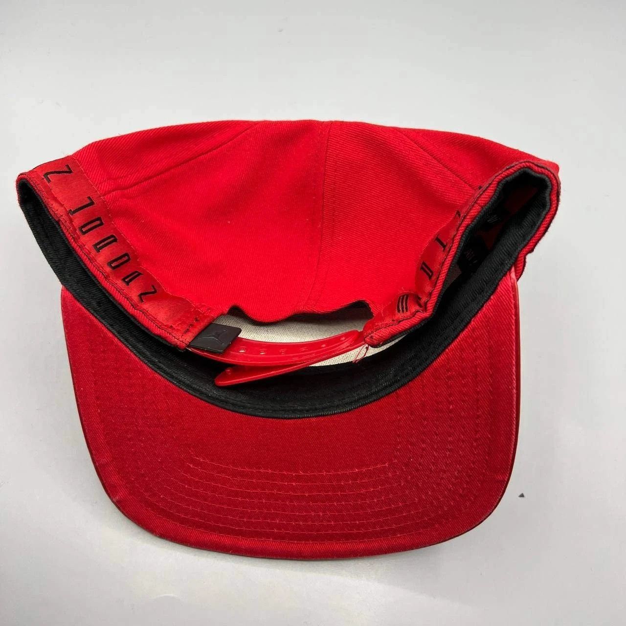 Jordan Brand Air Jordan 11 Hat Men Red Win Like 96 Jumpman Snap Back Cap Size ONE SIZE - 4 Thumbnail